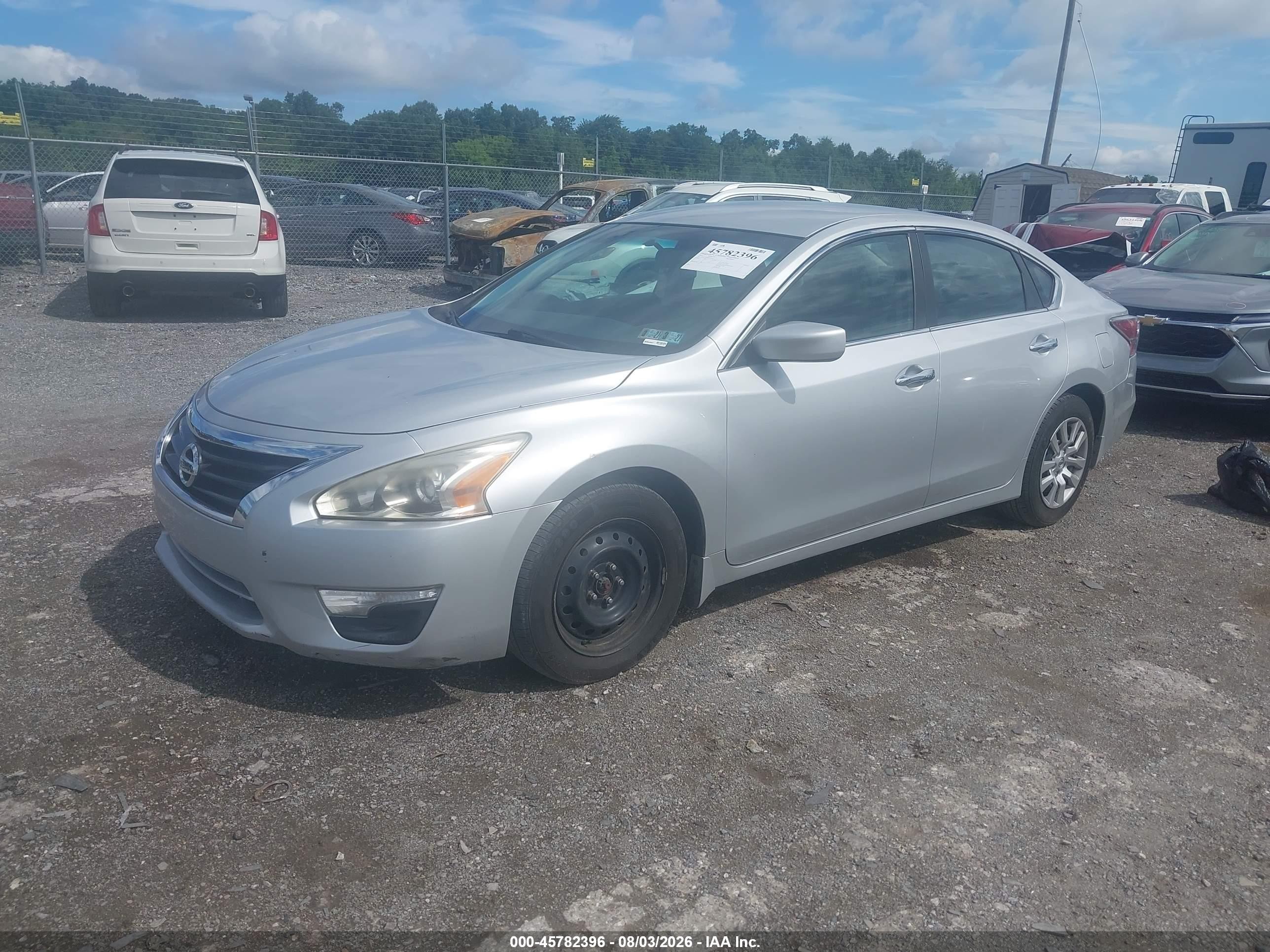 2015 Nissan Altima 2.5 S Silver vin: 1N4AL3AP8FC446533