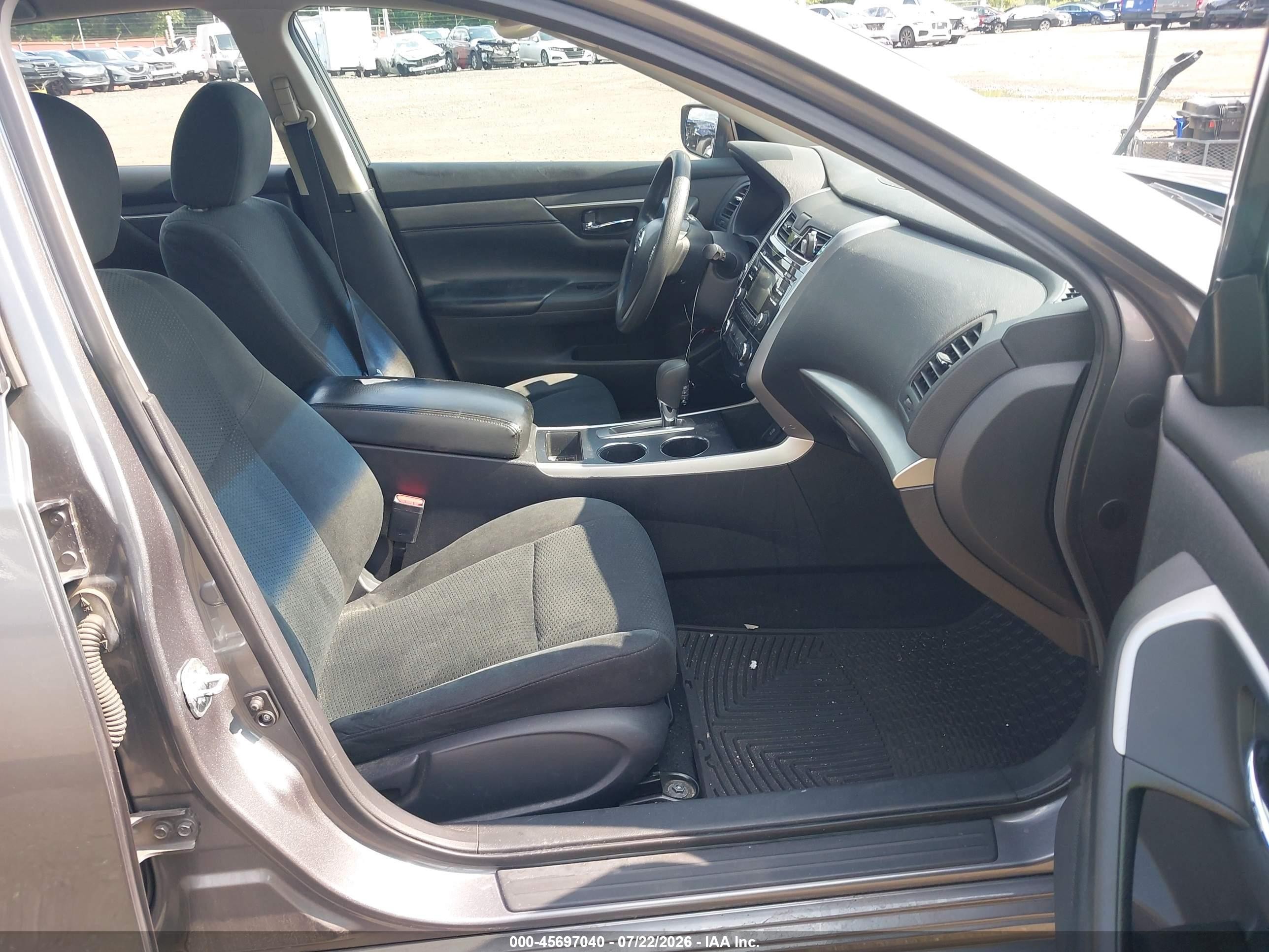 2015 Nissan Altima 2.5/2.5 S/2.5 Sl/2.5 Sv Gray vin: 1N4AL3AP8FC457886