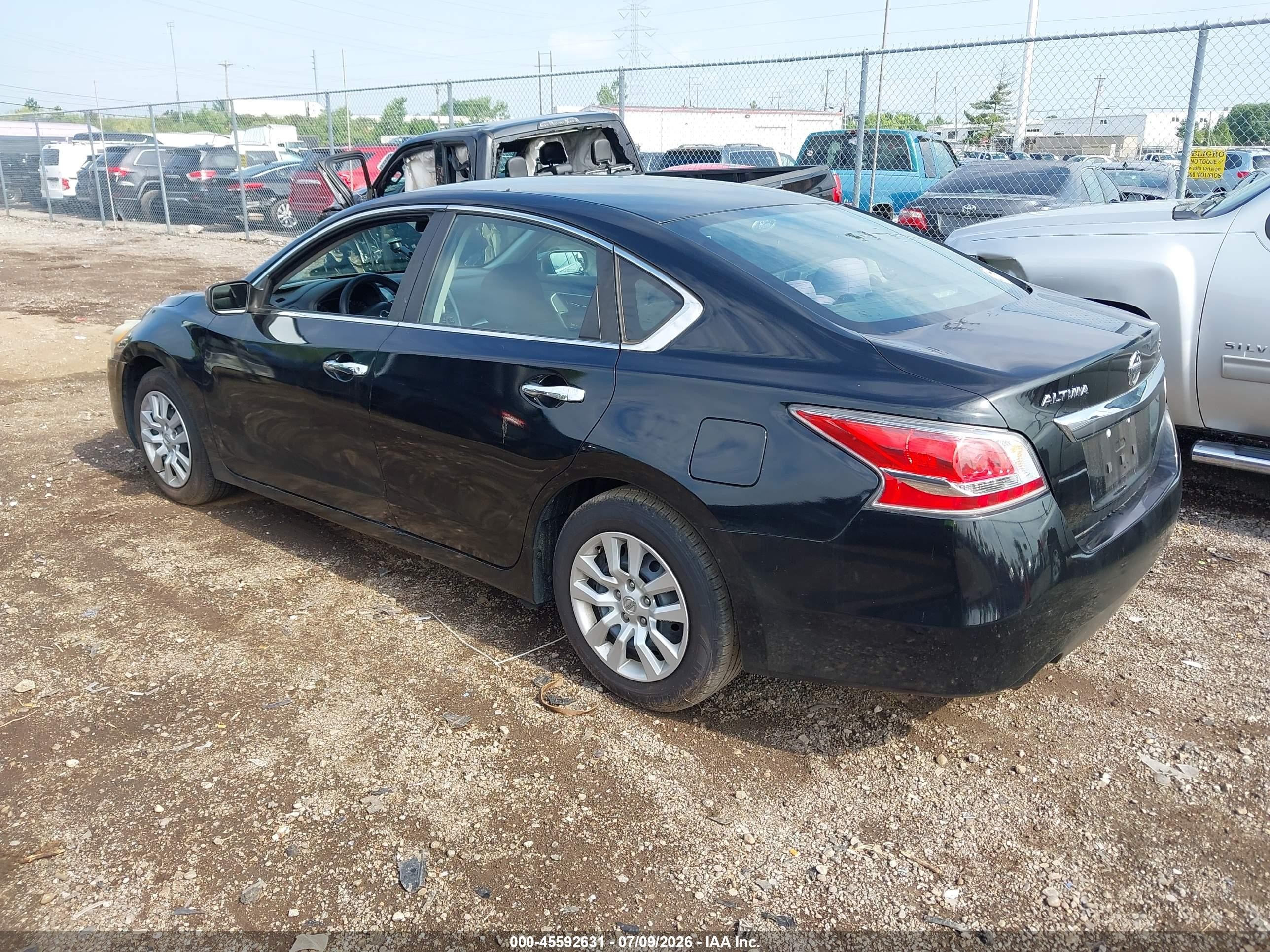 2015 Nissan Altima 2.5 S Черный vin: 1N4AL3AP8FC467642