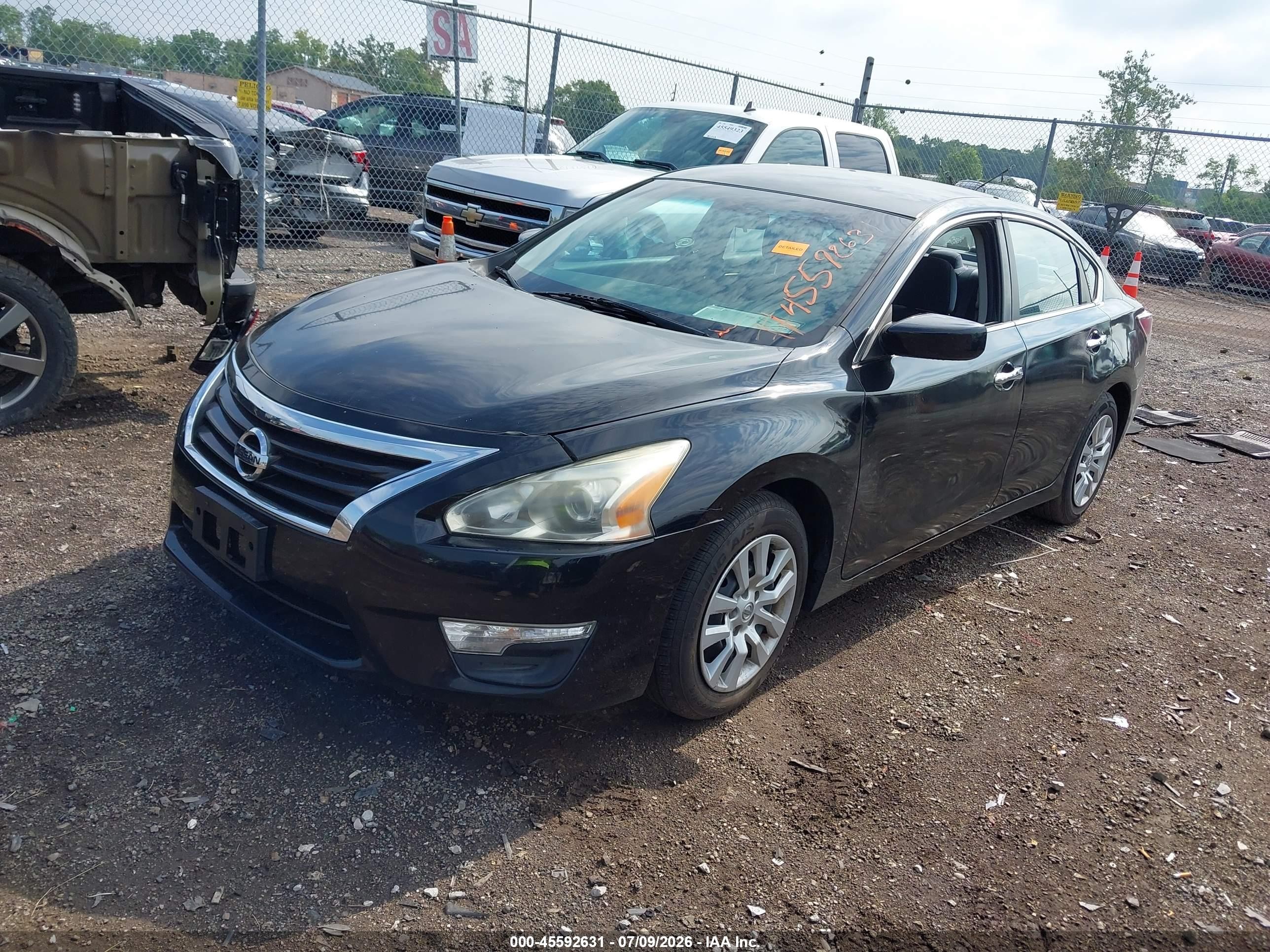 2015 Nissan Altima 2.5 S Черный vin: 1N4AL3AP8FC467642