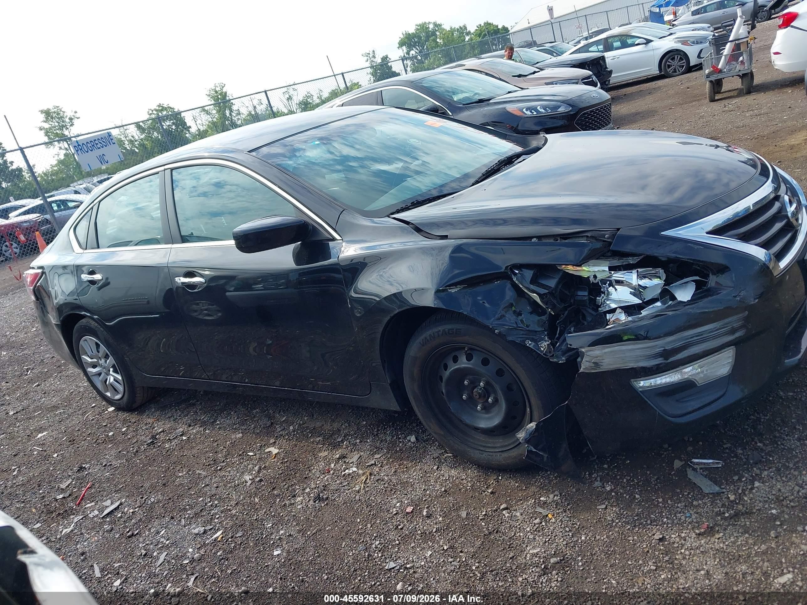2015 Nissan Altima 2.5 S Черный vin: 1N4AL3AP8FC467642