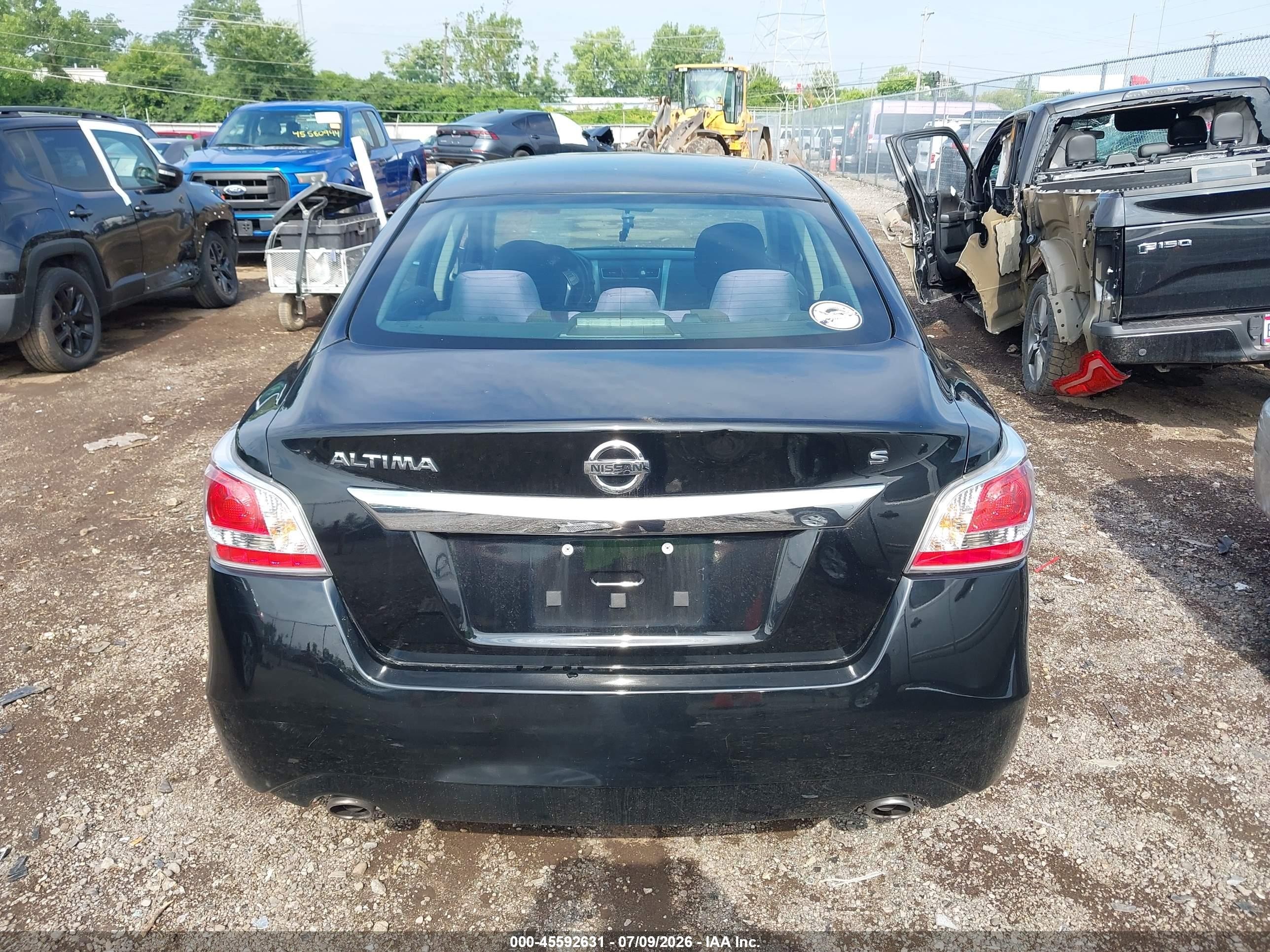 2015 Nissan Altima 2.5 S Черный vin: 1N4AL3AP8FC467642