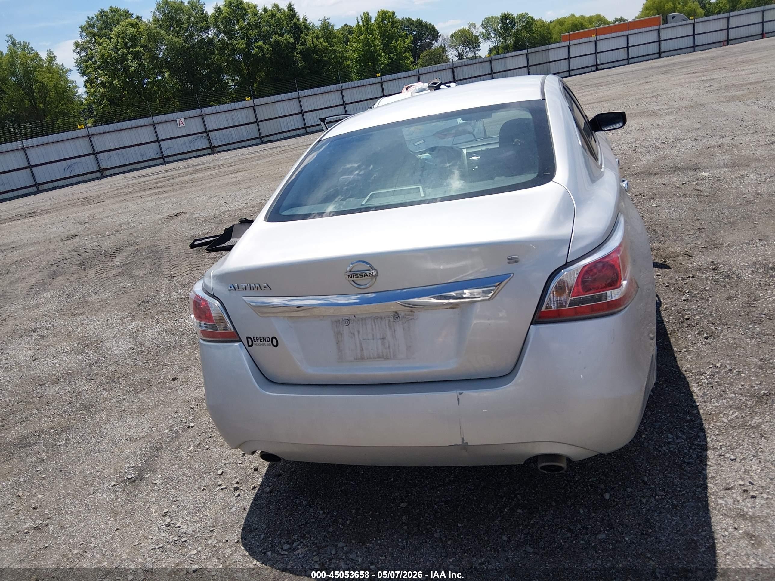2015 Nissan Altima 2.5 S Gray vin: 1N4AL3AP8FC472422