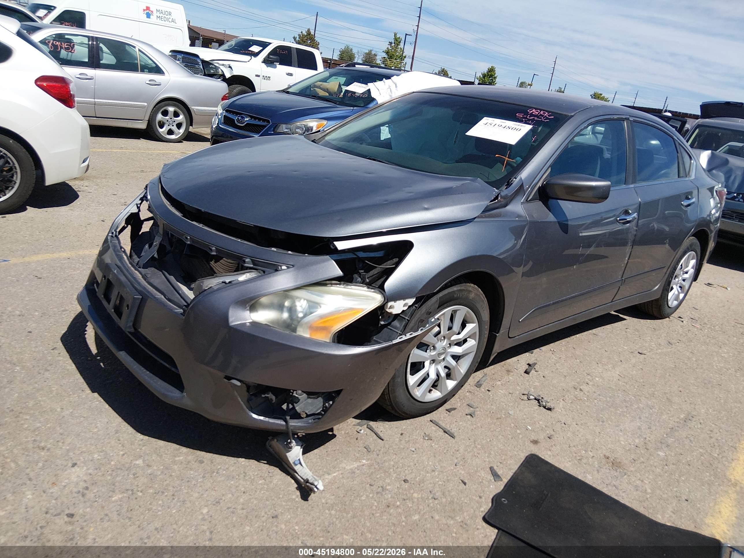 2015 Nissan Altima 2.5 S Серый vin: 1N4AL3AP8FC483016