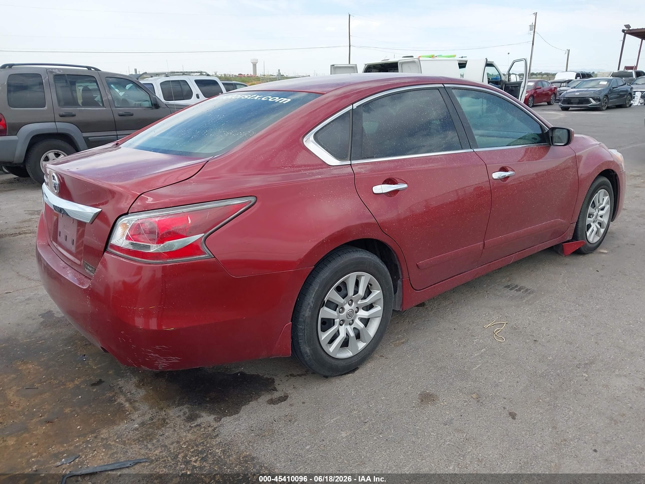 2015 Nissan Altima 2.5 S Maroon vin: 1N4AL3AP8FC485039