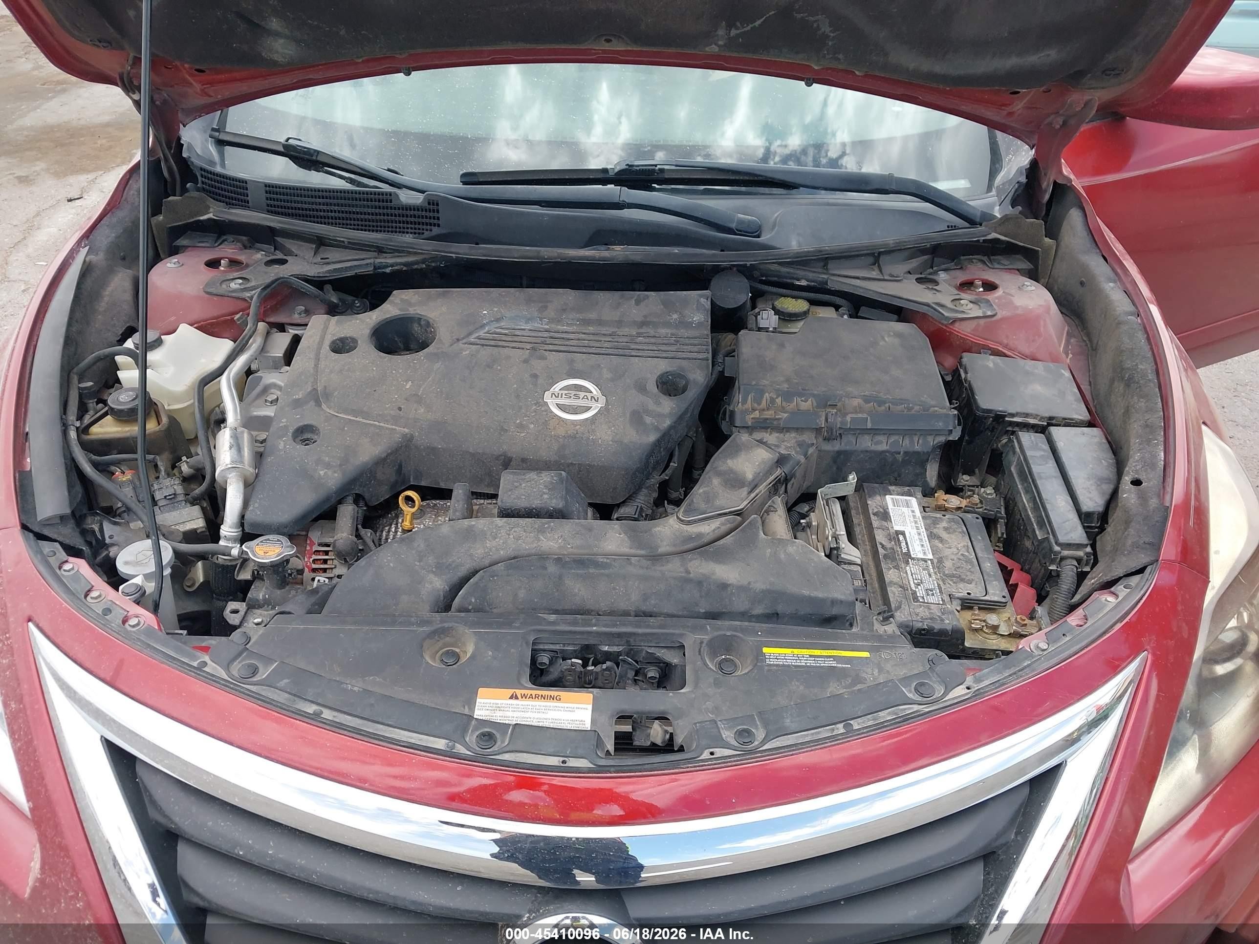 2015 Nissan Altima 2.5 S Maroon vin: 1N4AL3AP8FC485039