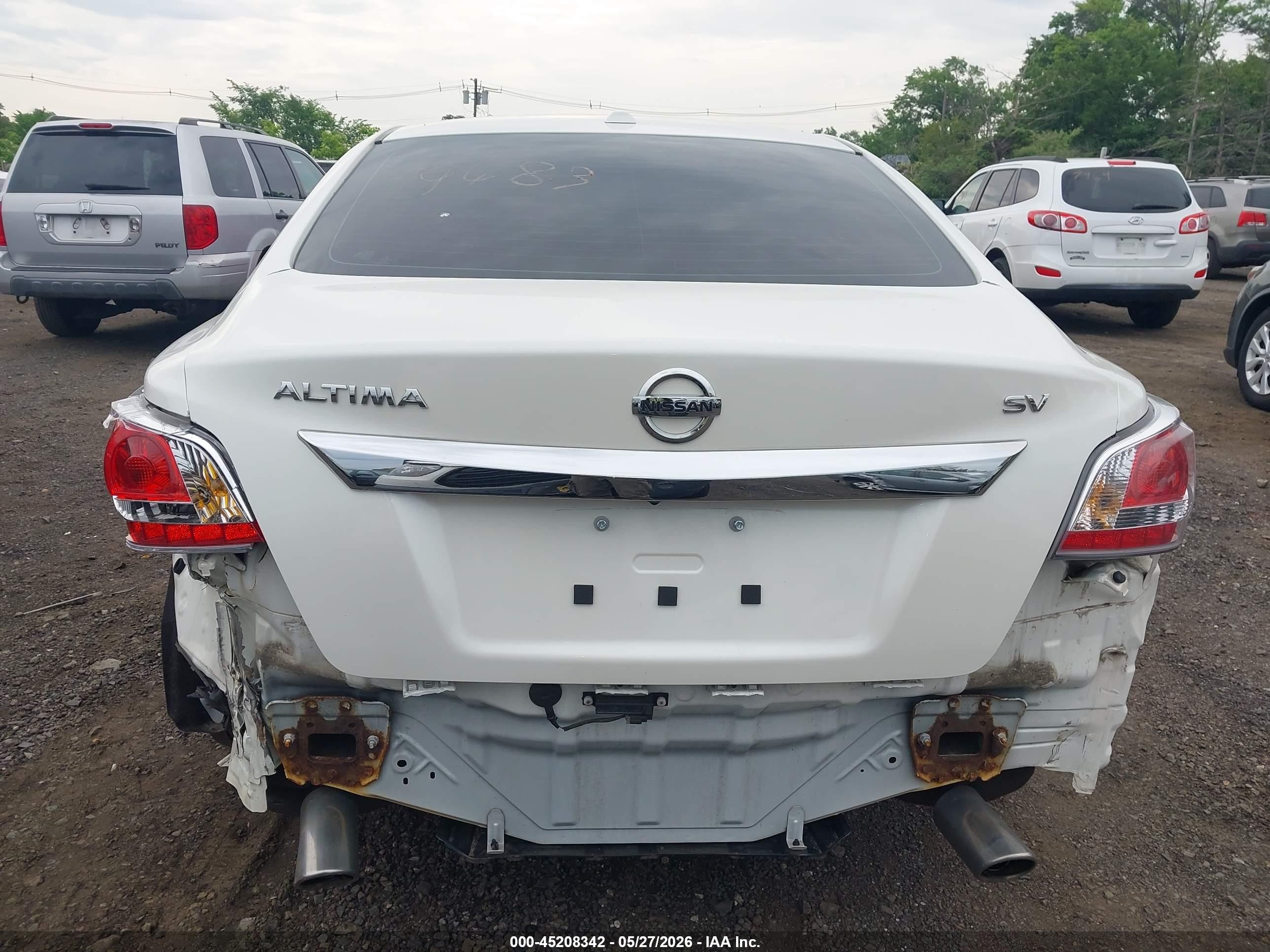 2015 Nissan Altima 2.5 Sv Белый vin: 1N4AL3AP8FC492119