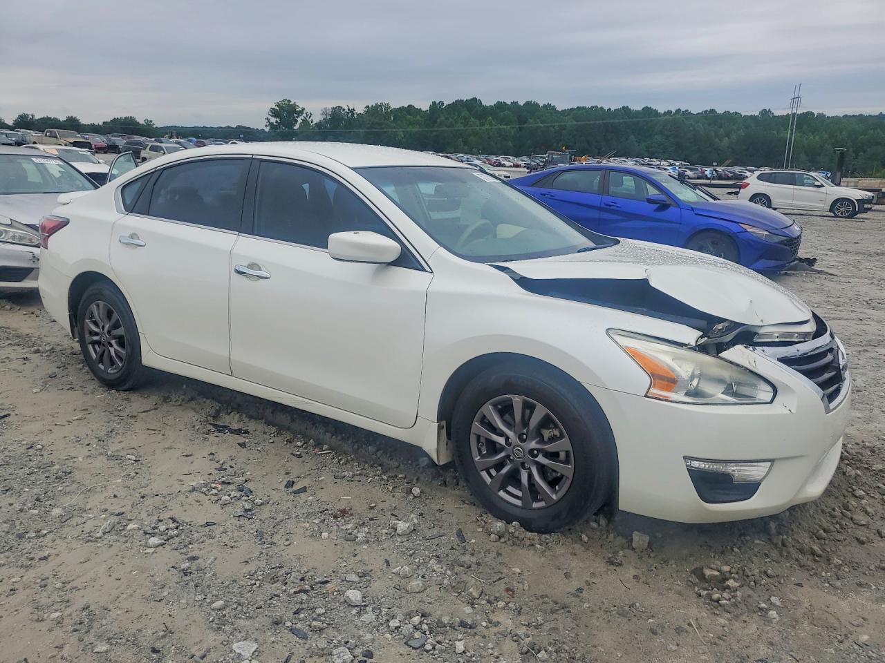 2015 Nissan Altima White vin: 1N4AL3AP8FC492122