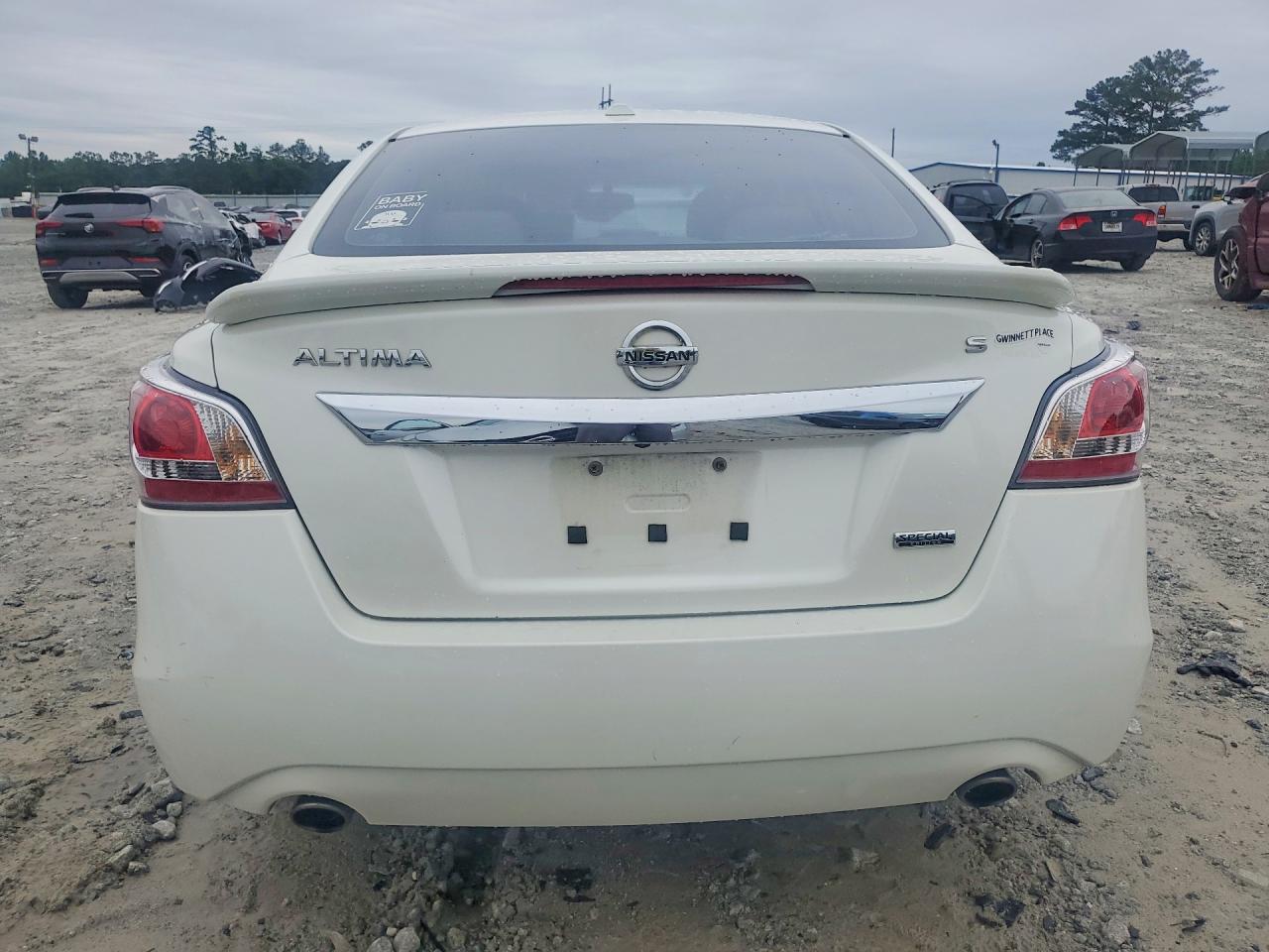 2015 Nissan Altima White vin: 1N4AL3AP8FC492122