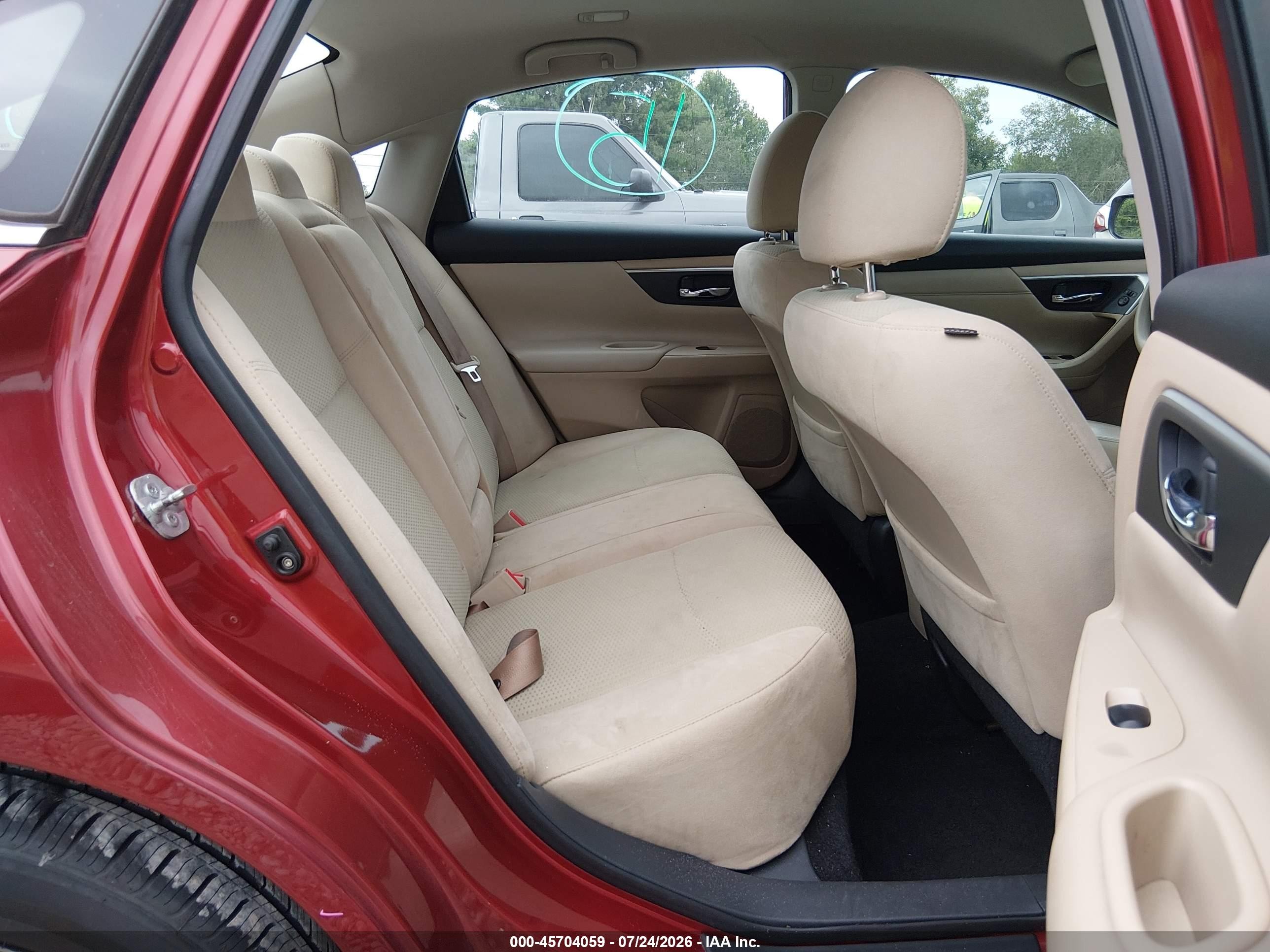 2015 Nissan Altima 2.5 S Red vin: 1N4AL3AP8FC583360