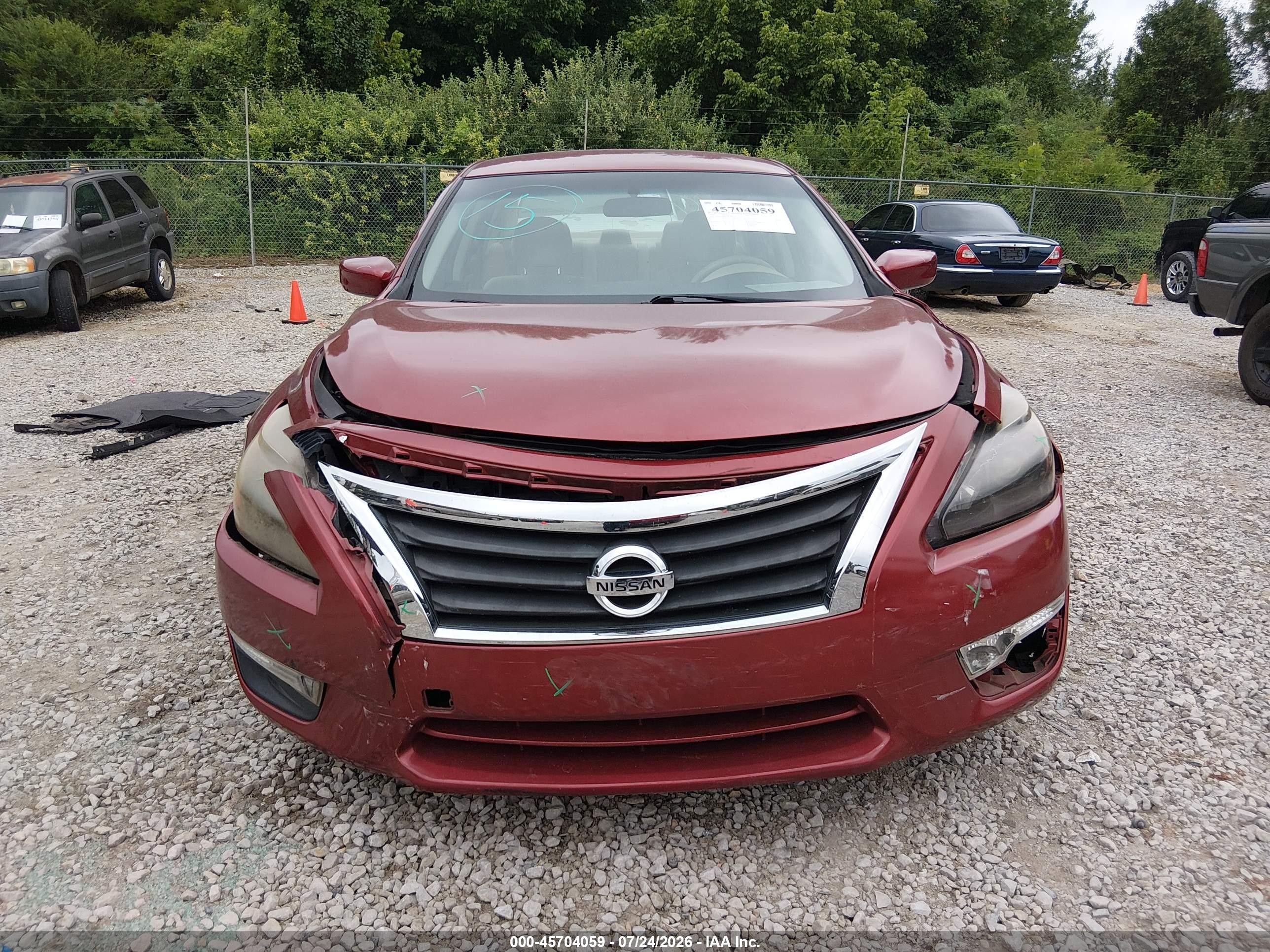 2015 Nissan Altima 2.5 S Red vin: 1N4AL3AP8FC583360