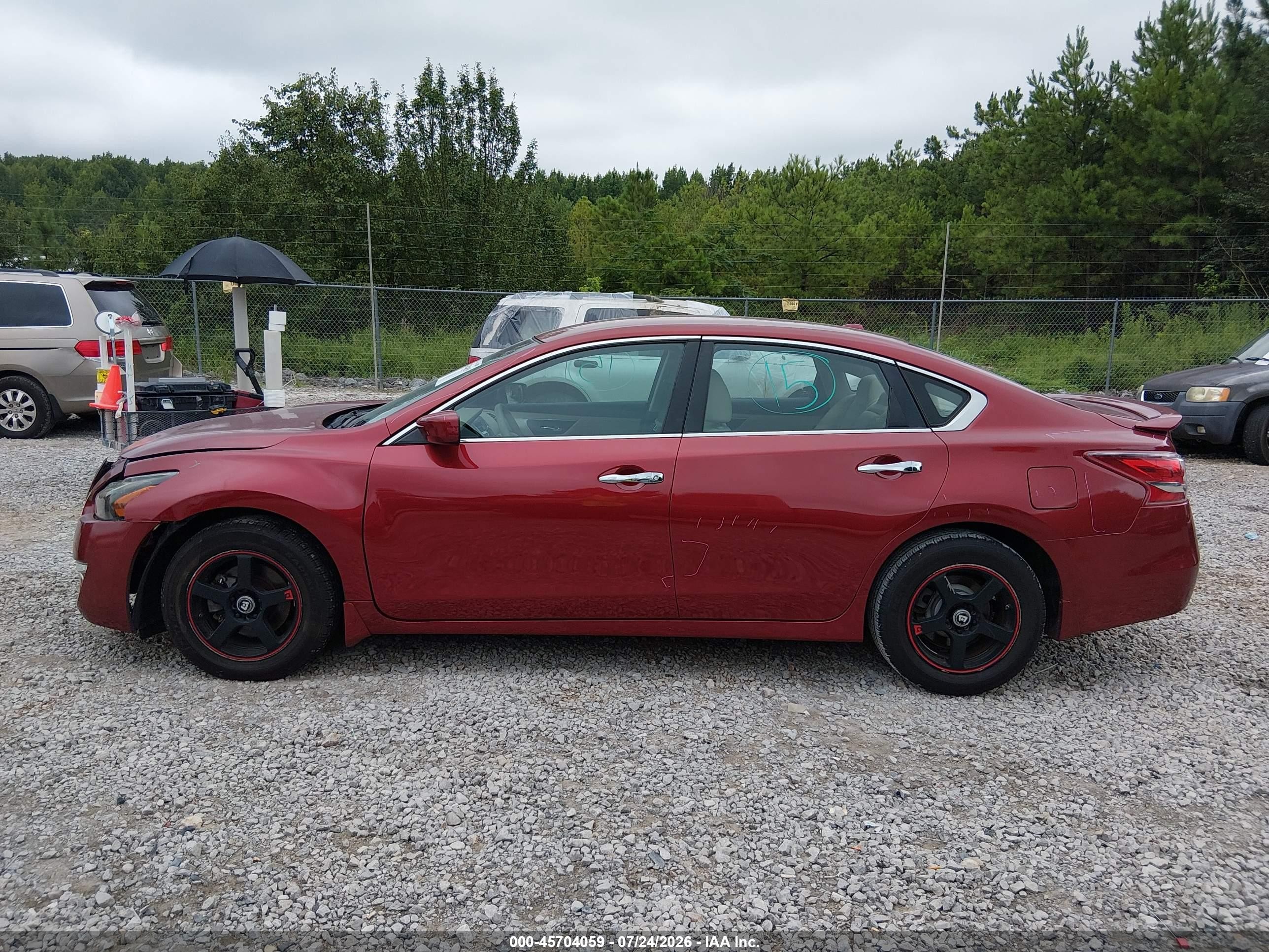 2015 Nissan Altima 2.5 S Red vin: 1N4AL3AP8FC583360