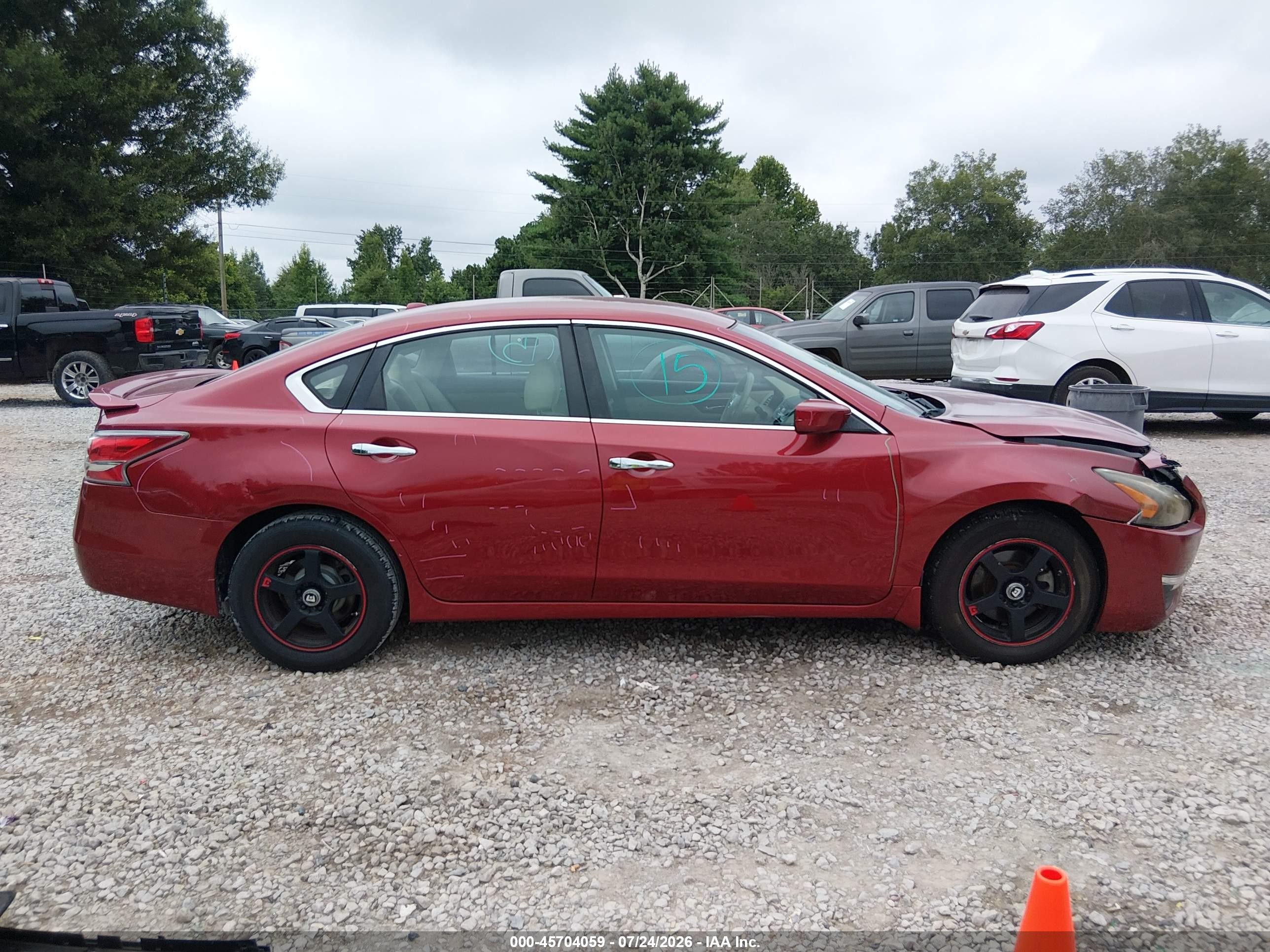 2015 Nissan Altima 2.5 S Red vin: 1N4AL3AP8FC583360