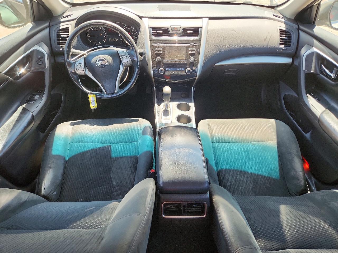 2015 Nissan Altima 2.5 Sv White vin: 1N4AL3AP8FC587005