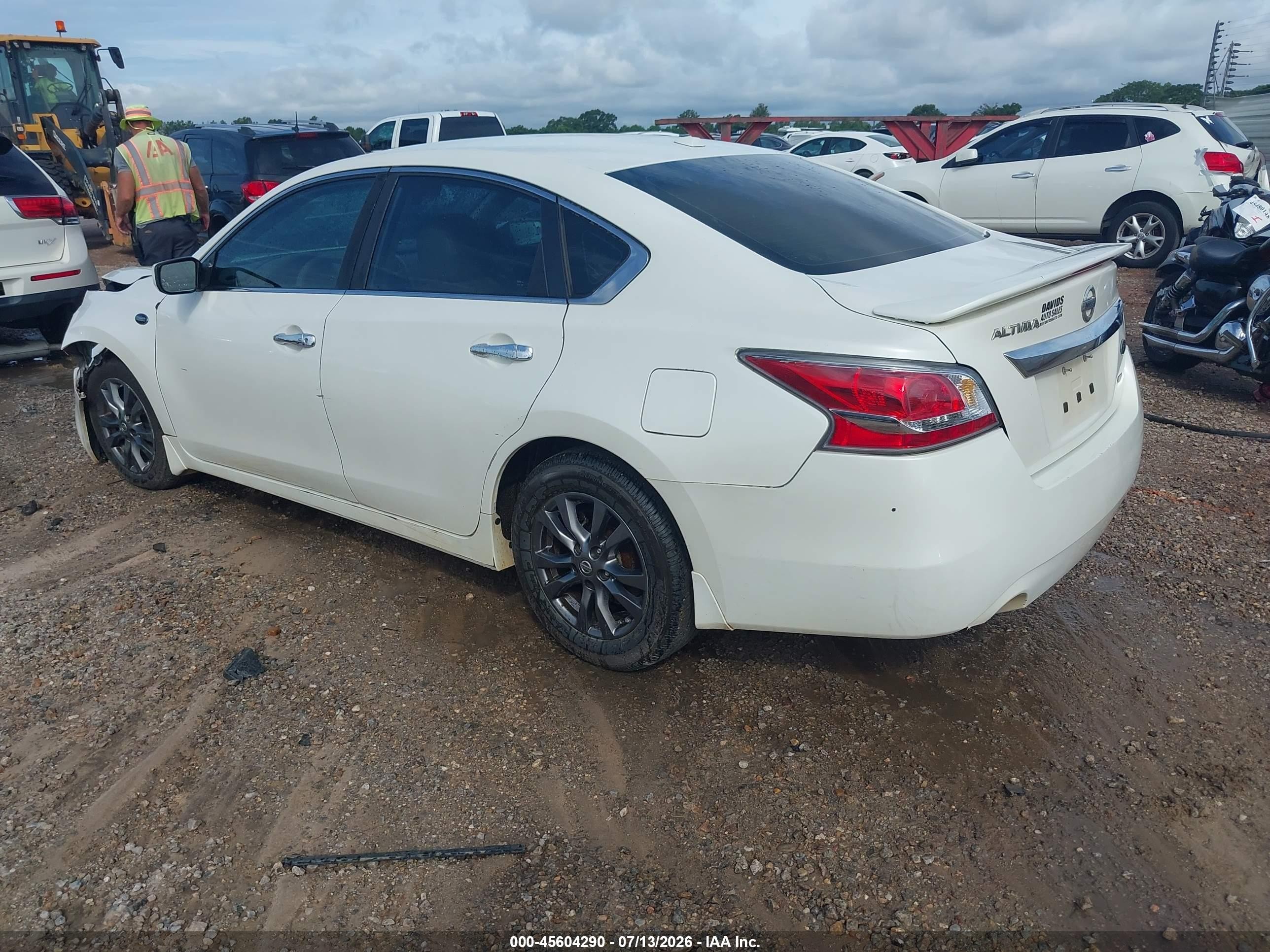 2015 Nissan Altima 2.5 S White vin: 1N4AL3AP8FC592172
