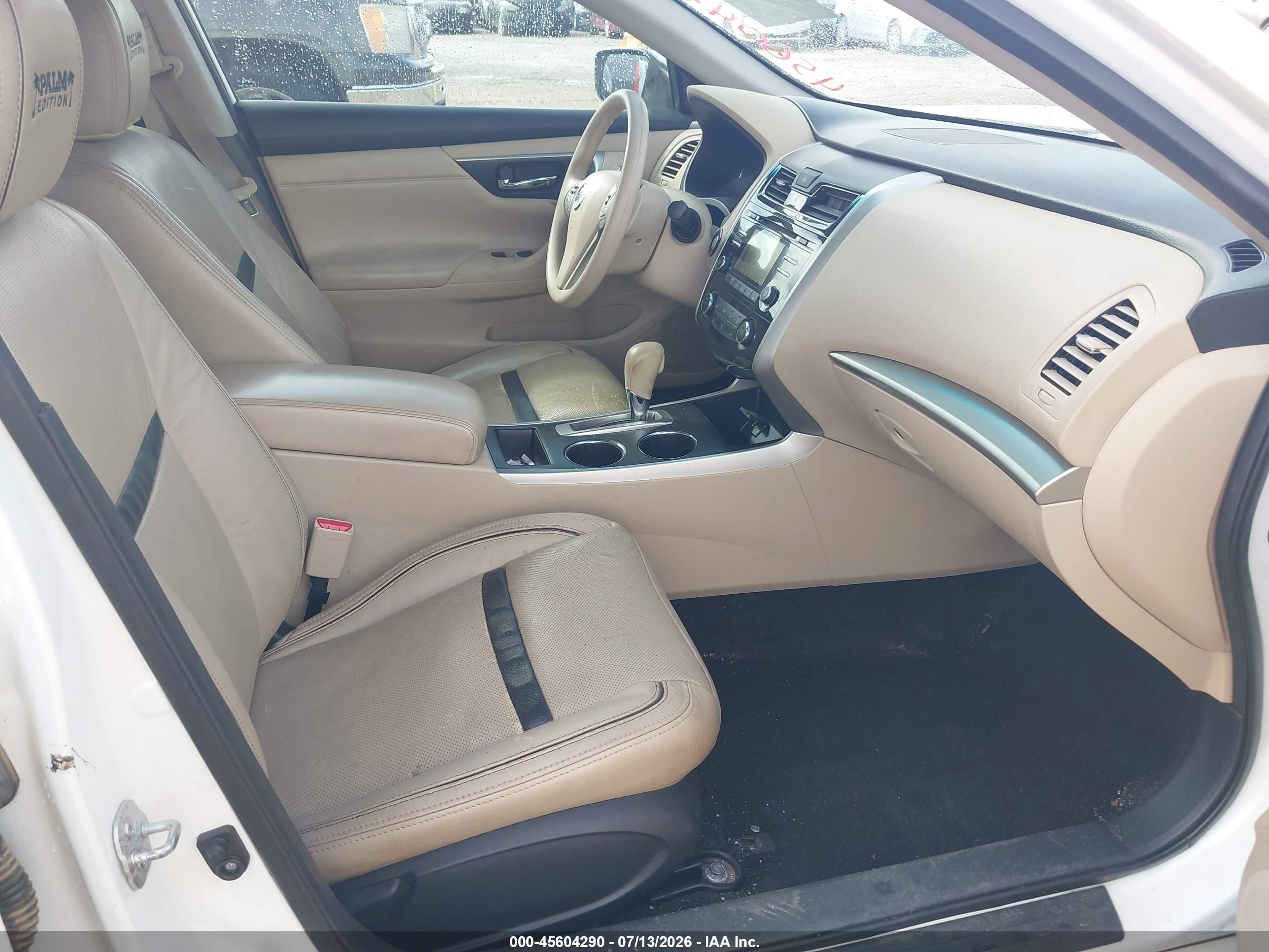 2015 Nissan Altima 2.5 S White vin: 1N4AL3AP8FC592172