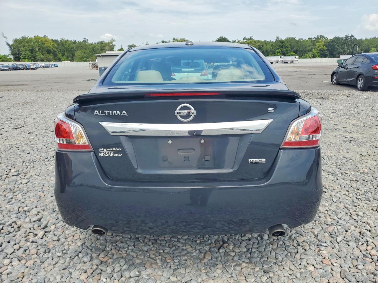 2015 Nissan Altima 2.5 S Blue vin: 1N4AL3AP8FC592320