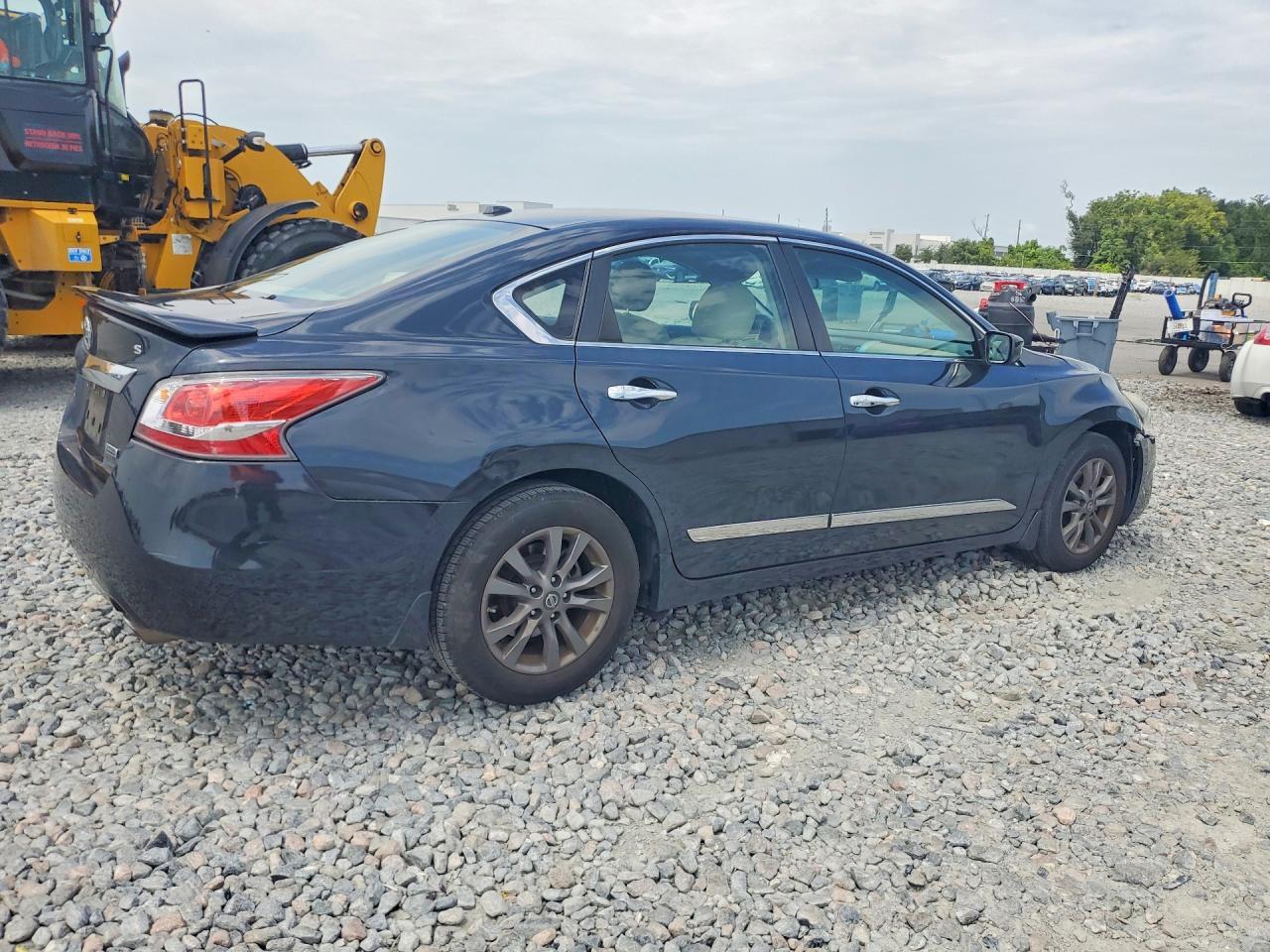 2015 Nissan Altima 2.5 S Blue vin: 1N4AL3AP8FC592320