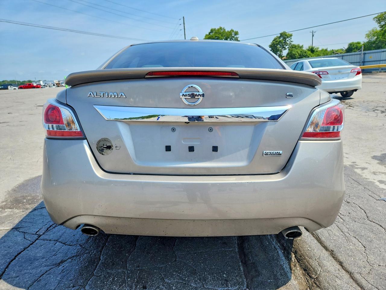 2015 Nissan Altima 2.5 S Silver vin: 1N4AL3AP8FC593029