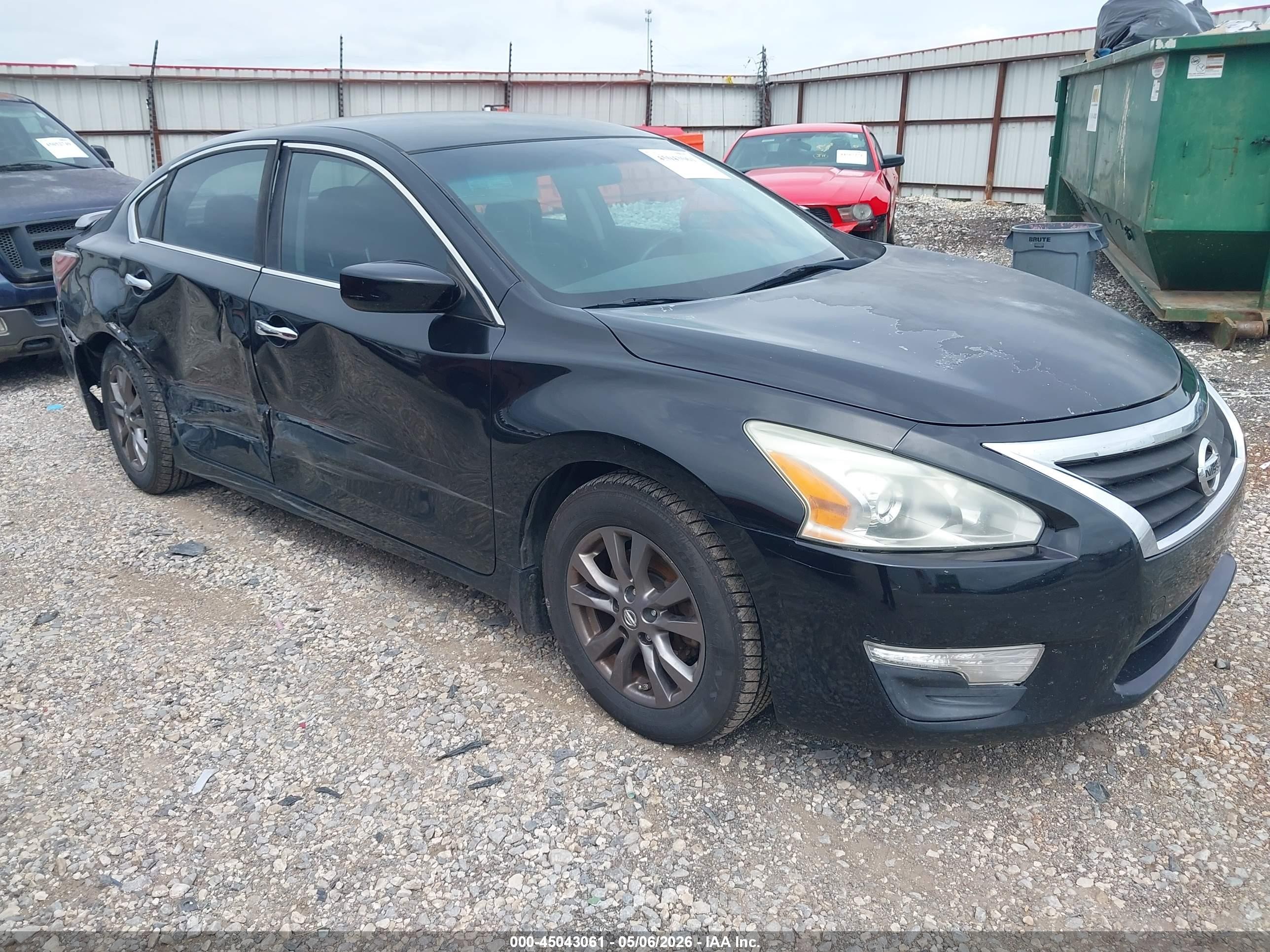 2015 Nissan Altima 2.5 S Черный vin: 1N4AL3AP8FC597081