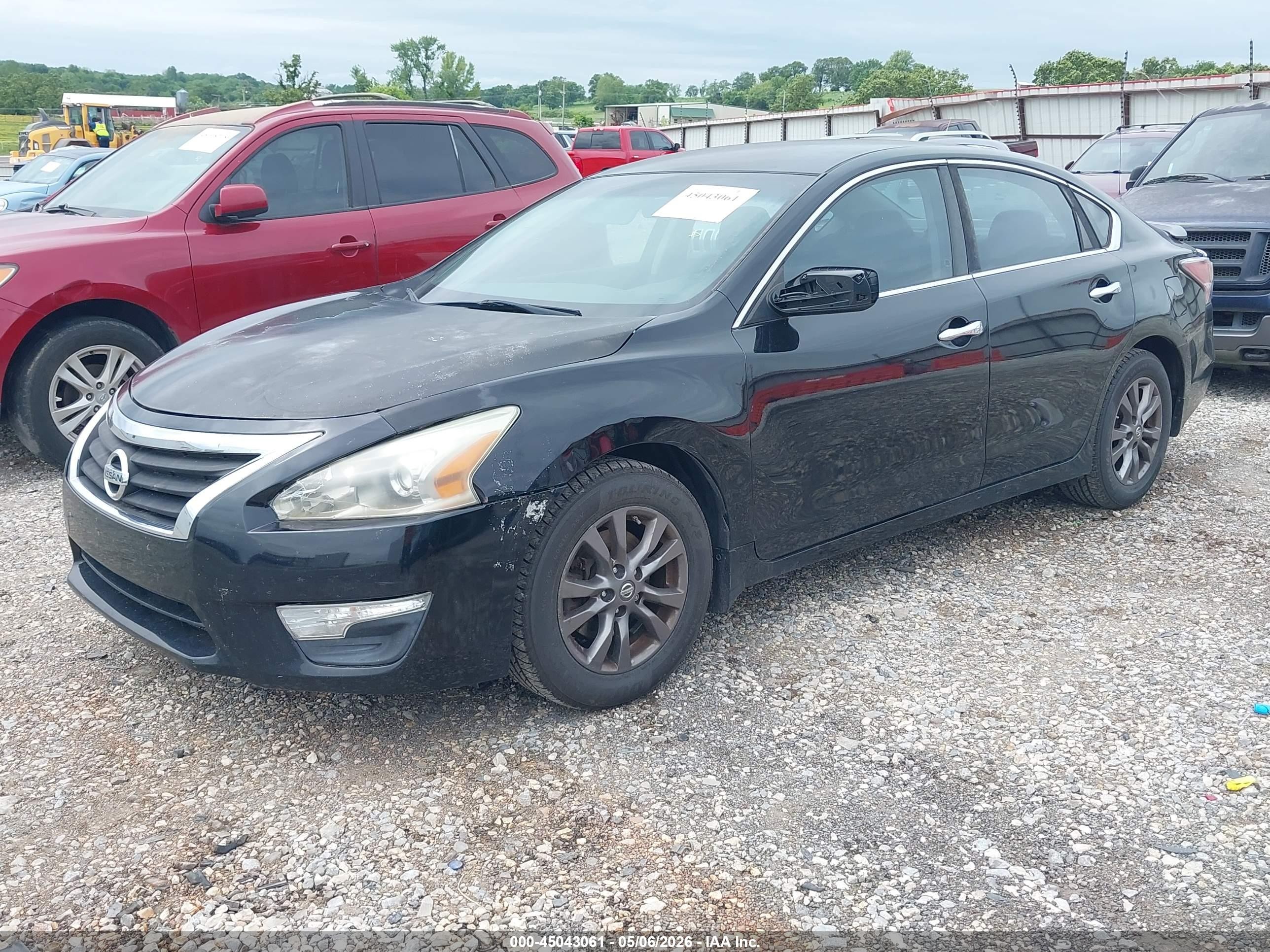 2015 Nissan Altima 2.5 S Черный vin: 1N4AL3AP8FC597081
