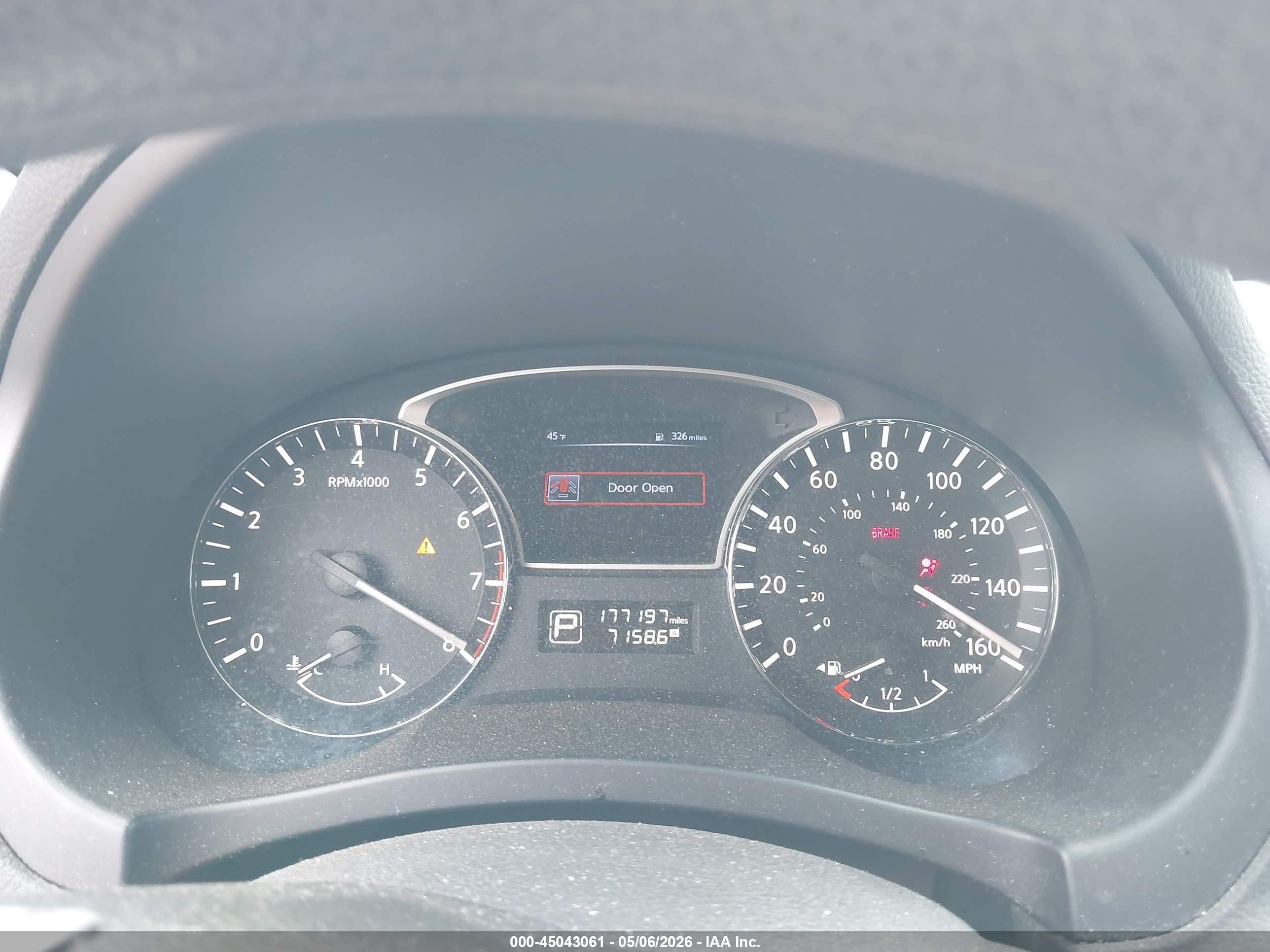 2015 Nissan Altima 2.5 S Черный vin: 1N4AL3AP8FC597081