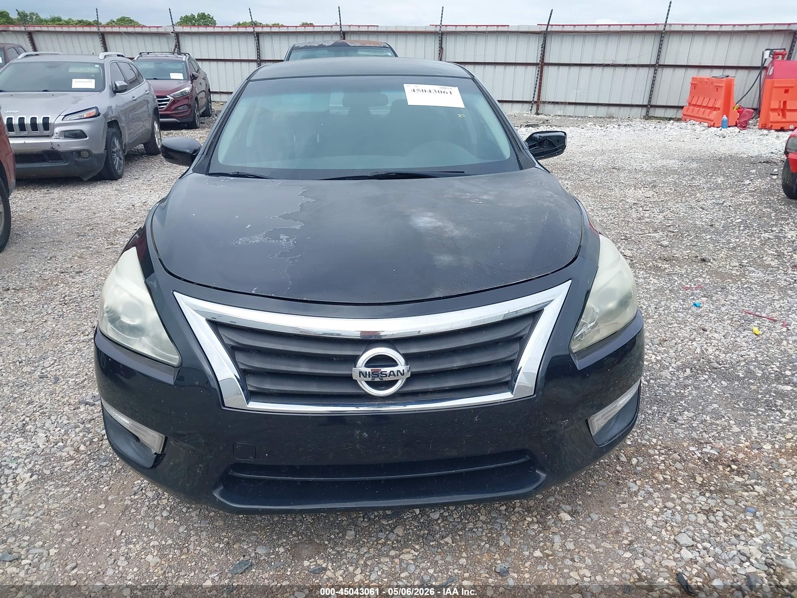 2015 Nissan Altima 2.5 S Черный vin: 1N4AL3AP8FC597081