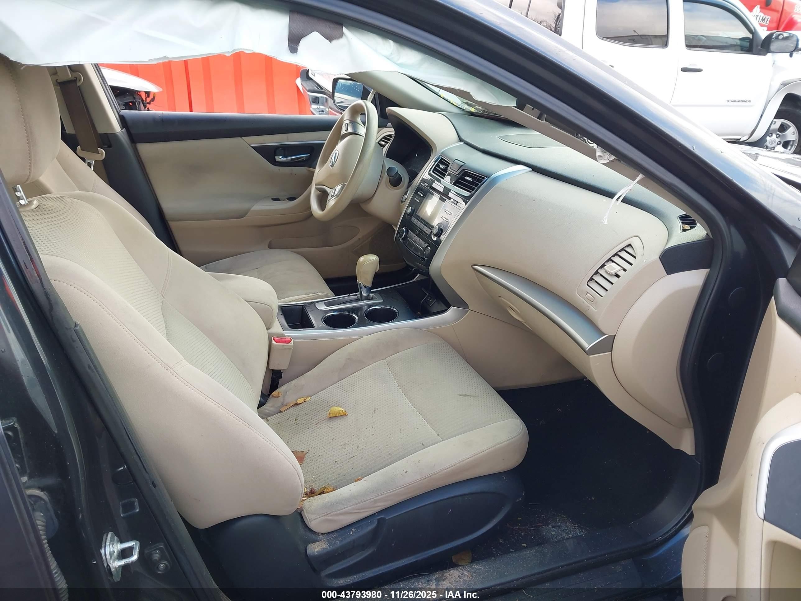 2015 Nissan Altima 2.5 S Синий vin: 1N4AL3AP8FN309094