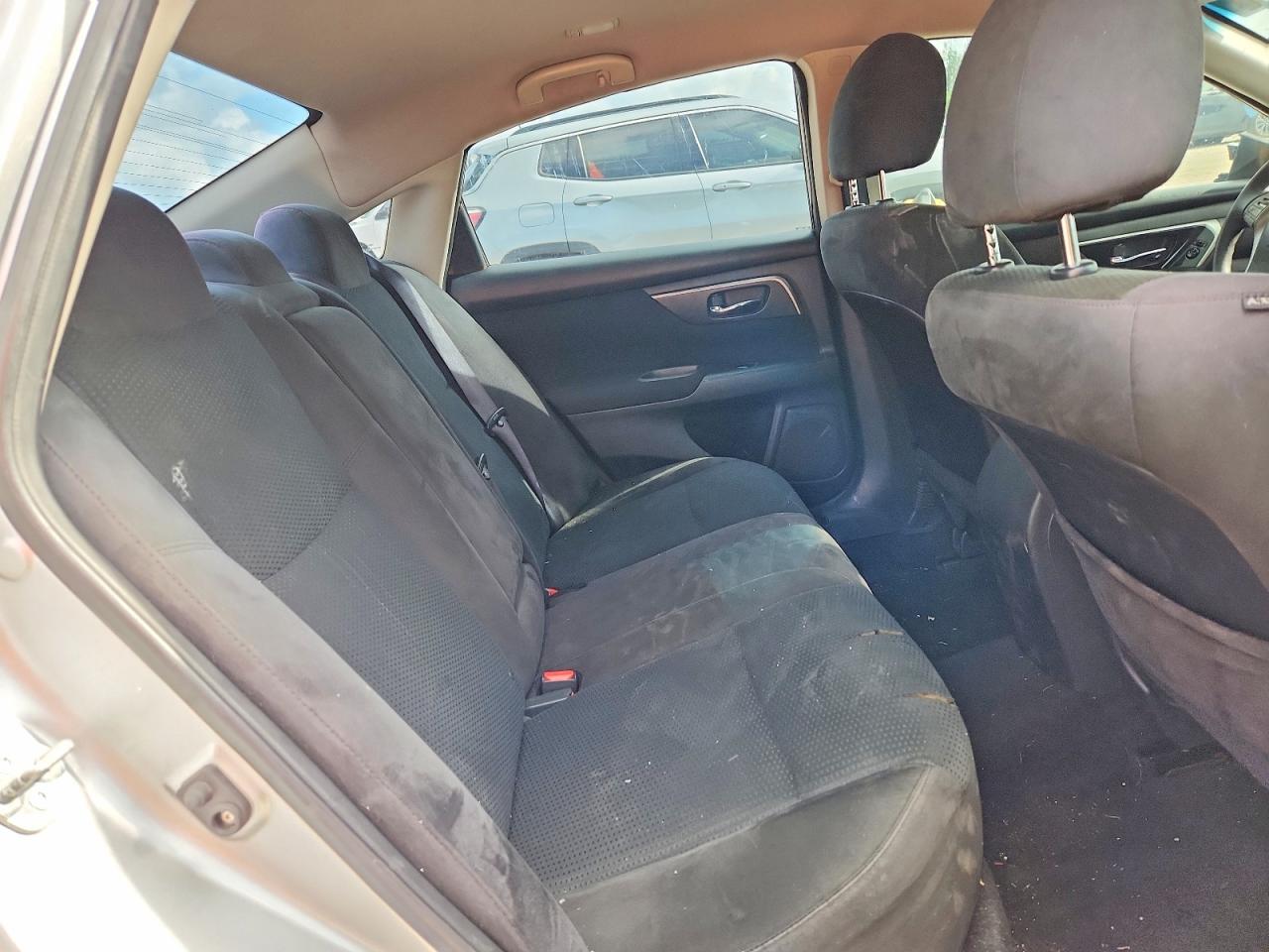 2015 Nissan Altima 2.5 S Серый vin: 1N4AL3AP8FN314800