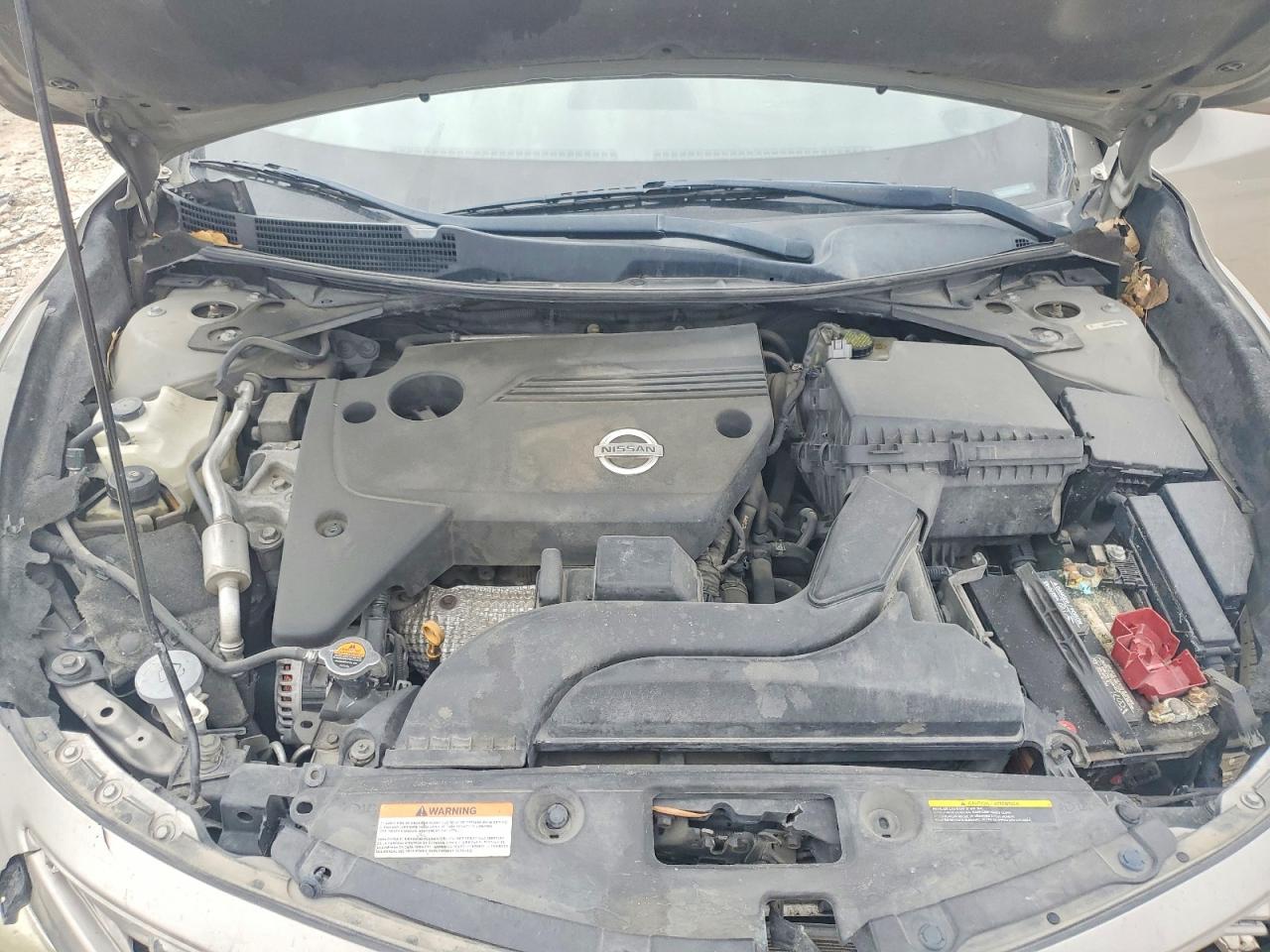 2015 Nissan Altima 2.5 S Silver vin: 1N4AL3AP8FN322315
