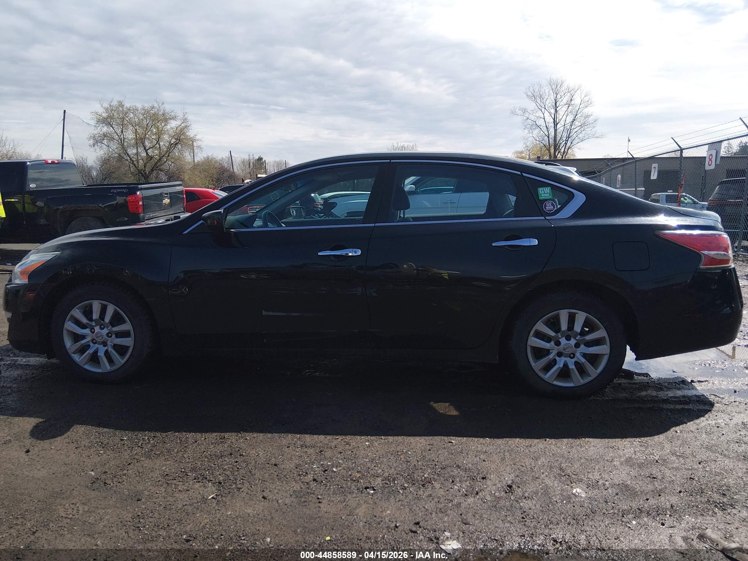 2015 Nissan Altima 2.5/2.5 S/2.5 Sl/2.5 Sv Black vin: 1N4AL3AP8FN322671