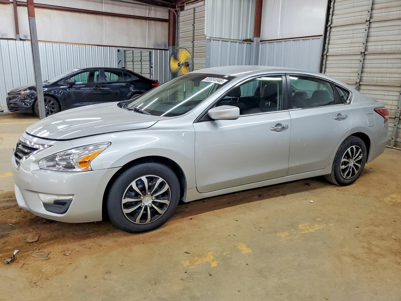 2015 Nissan Altima 2.5 S Silver vin: 1N4AL3AP8FN334352