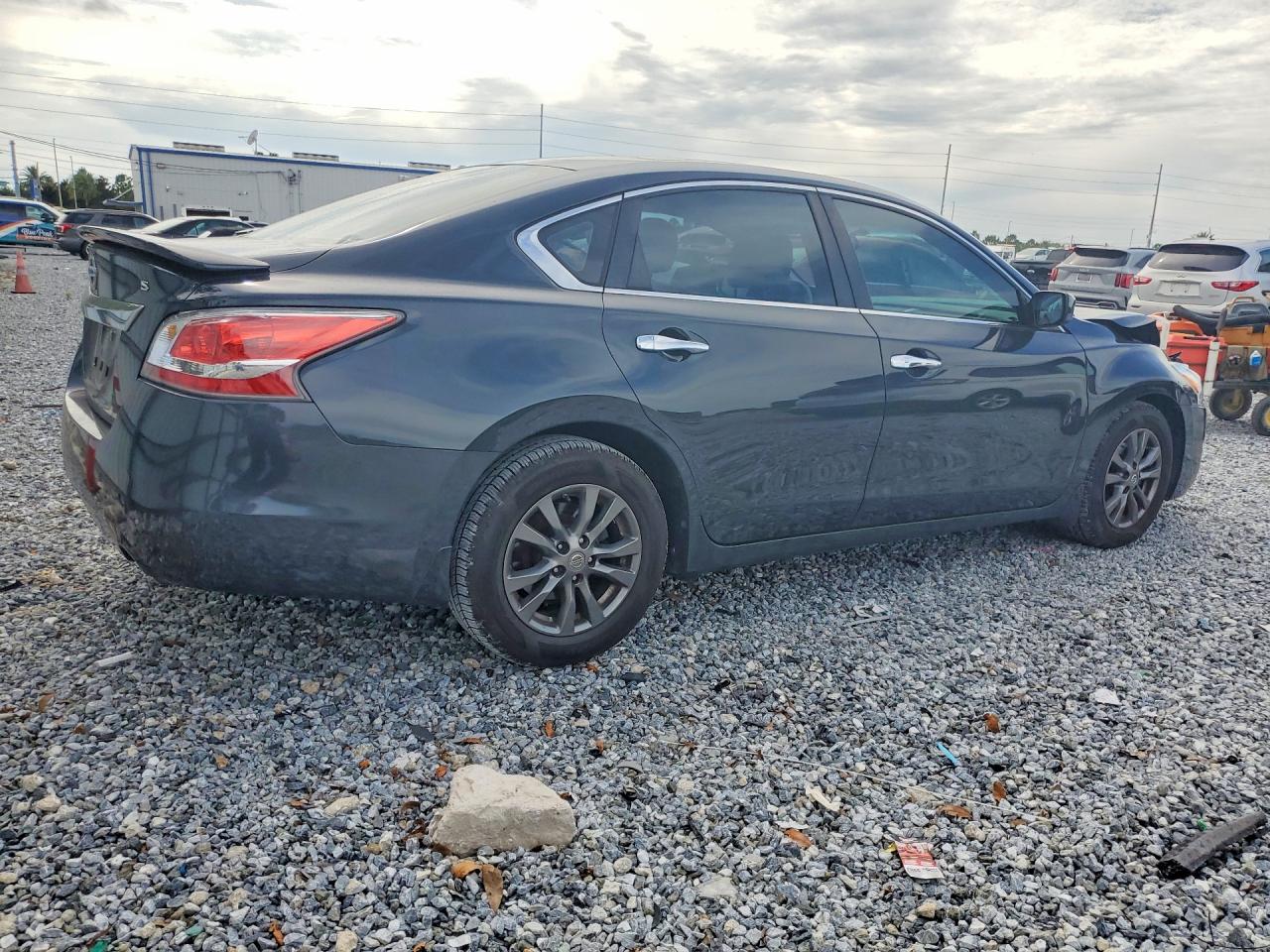 2015 Nissan Altima 2.5 S Blue vin: 1N4AL3AP8FN344413