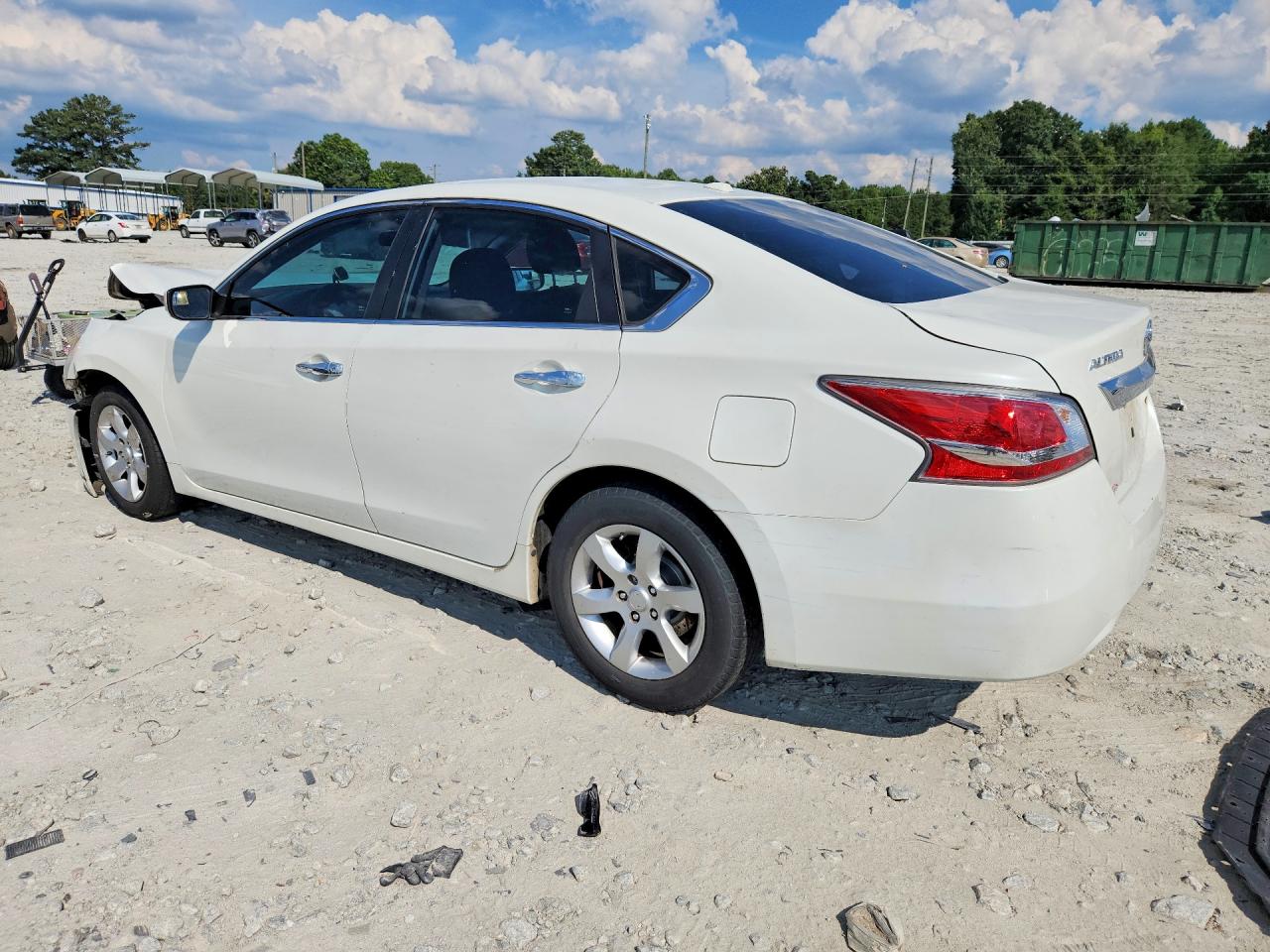 2015 Nissan Altima 2.5 S Белый vin: 1N4AL3AP8FN345478