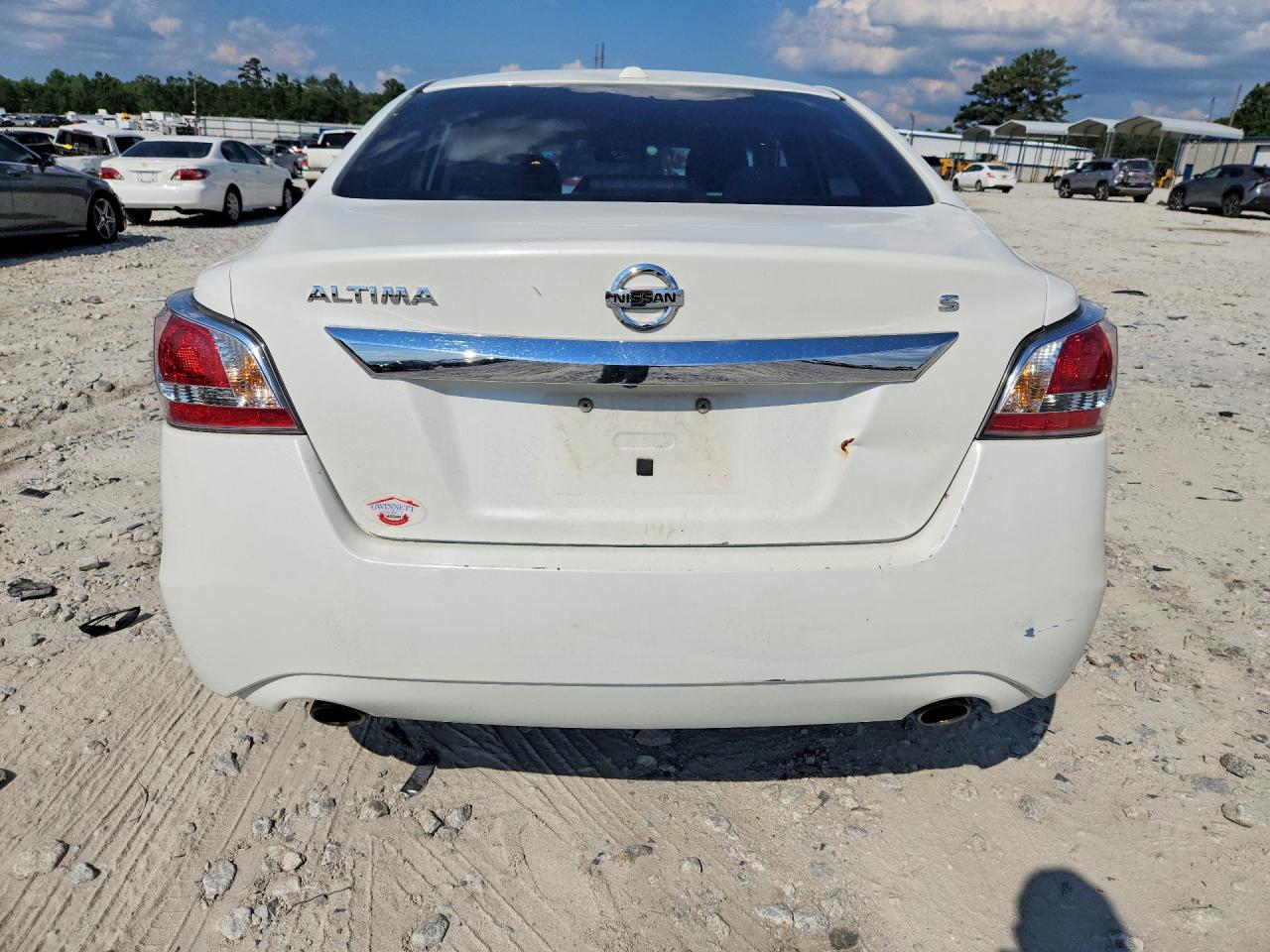 2015 Nissan Altima 2.5 S Белый vin: 1N4AL3AP8FN345478