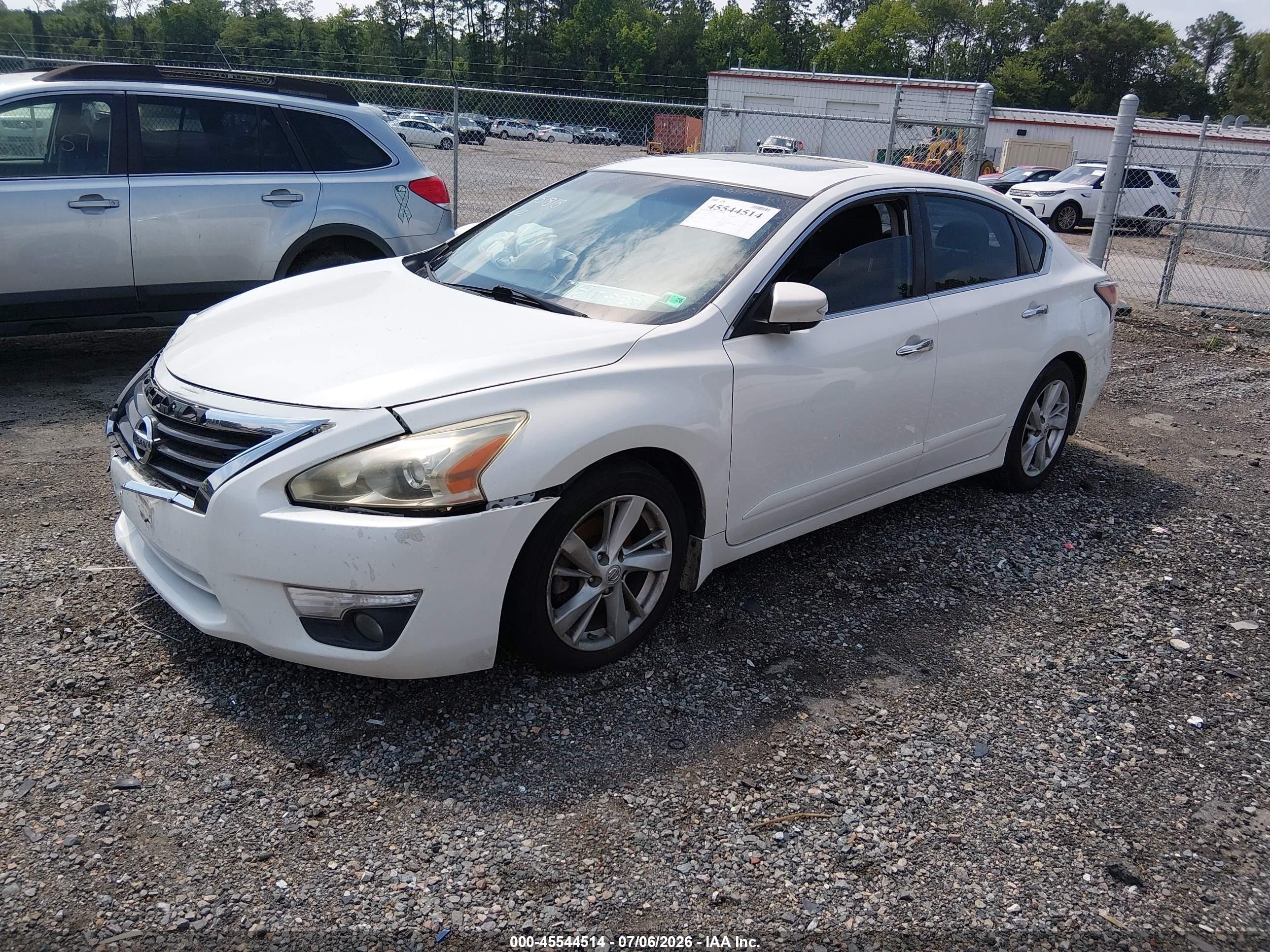 2015 Nissan Altima 2.5 Sl Белый vin: 1N4AL3AP8FN345710