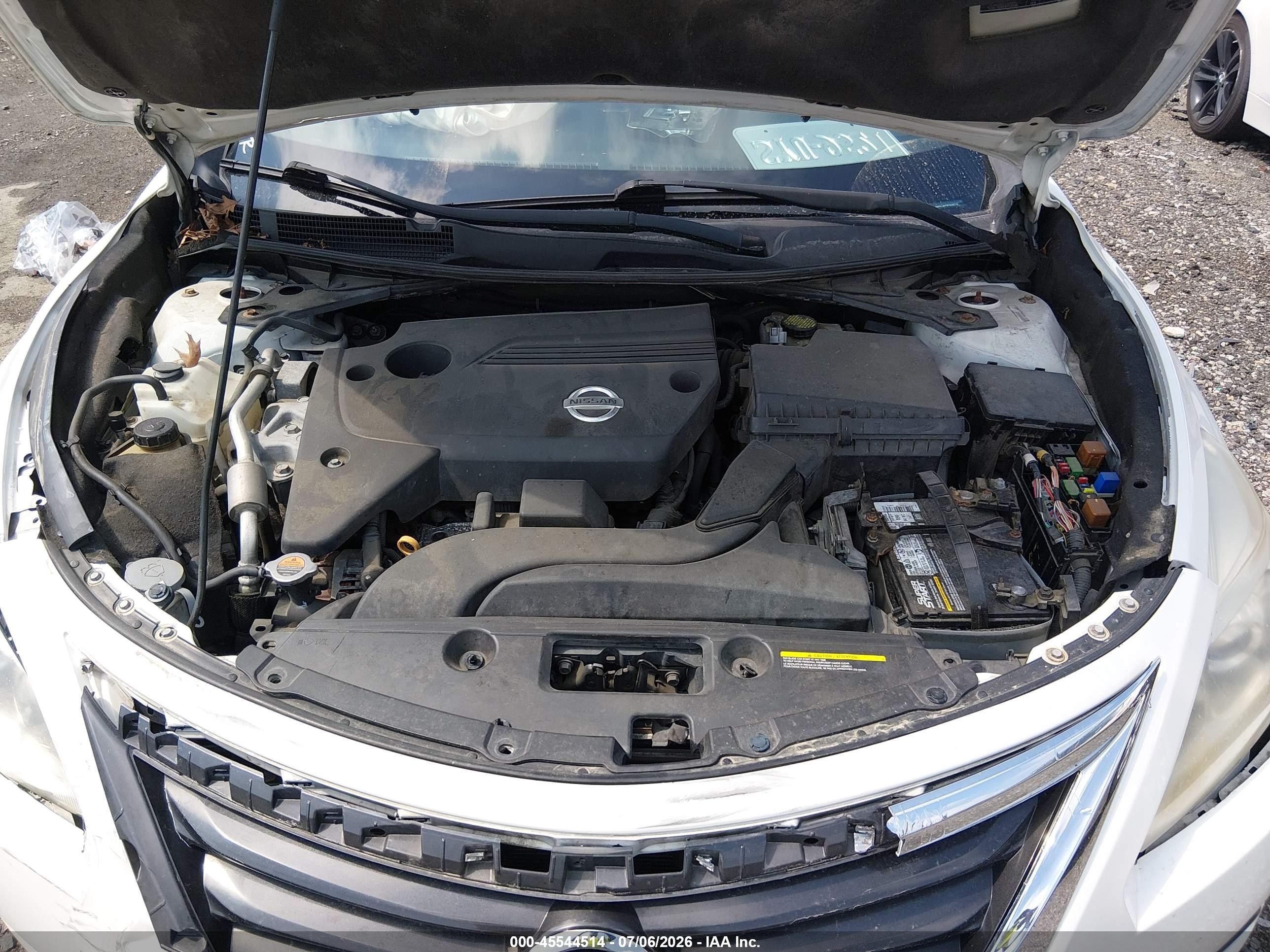 2015 Nissan Altima 2.5 Sl Белый vin: 1N4AL3AP8FN345710