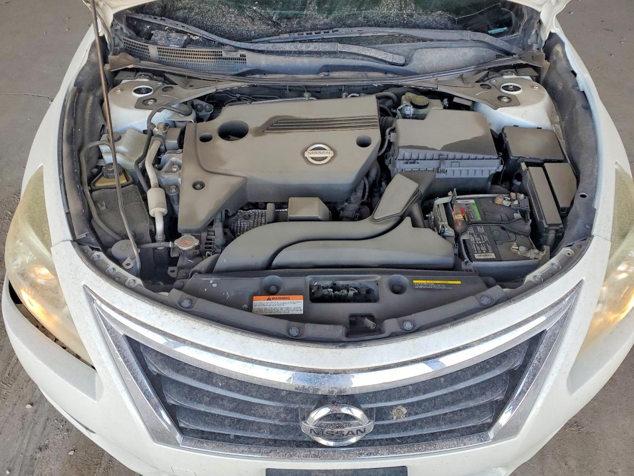 2015 Nissan Altima 2.5 S White vin: 1N4AL3AP8FN346081