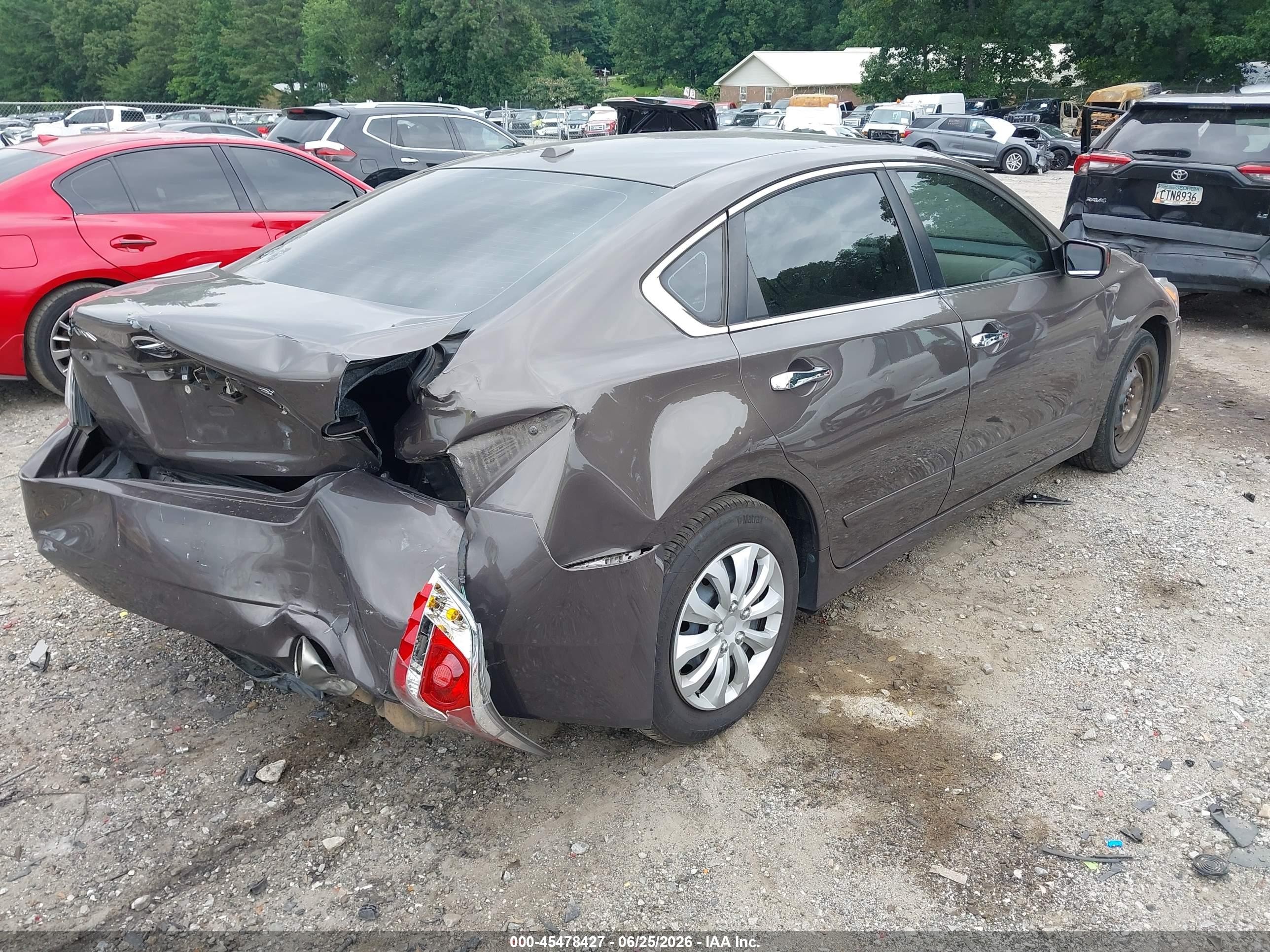 2015 Nissan Altima 2.5 S Brown vin: 1N4AL3AP8FN366718