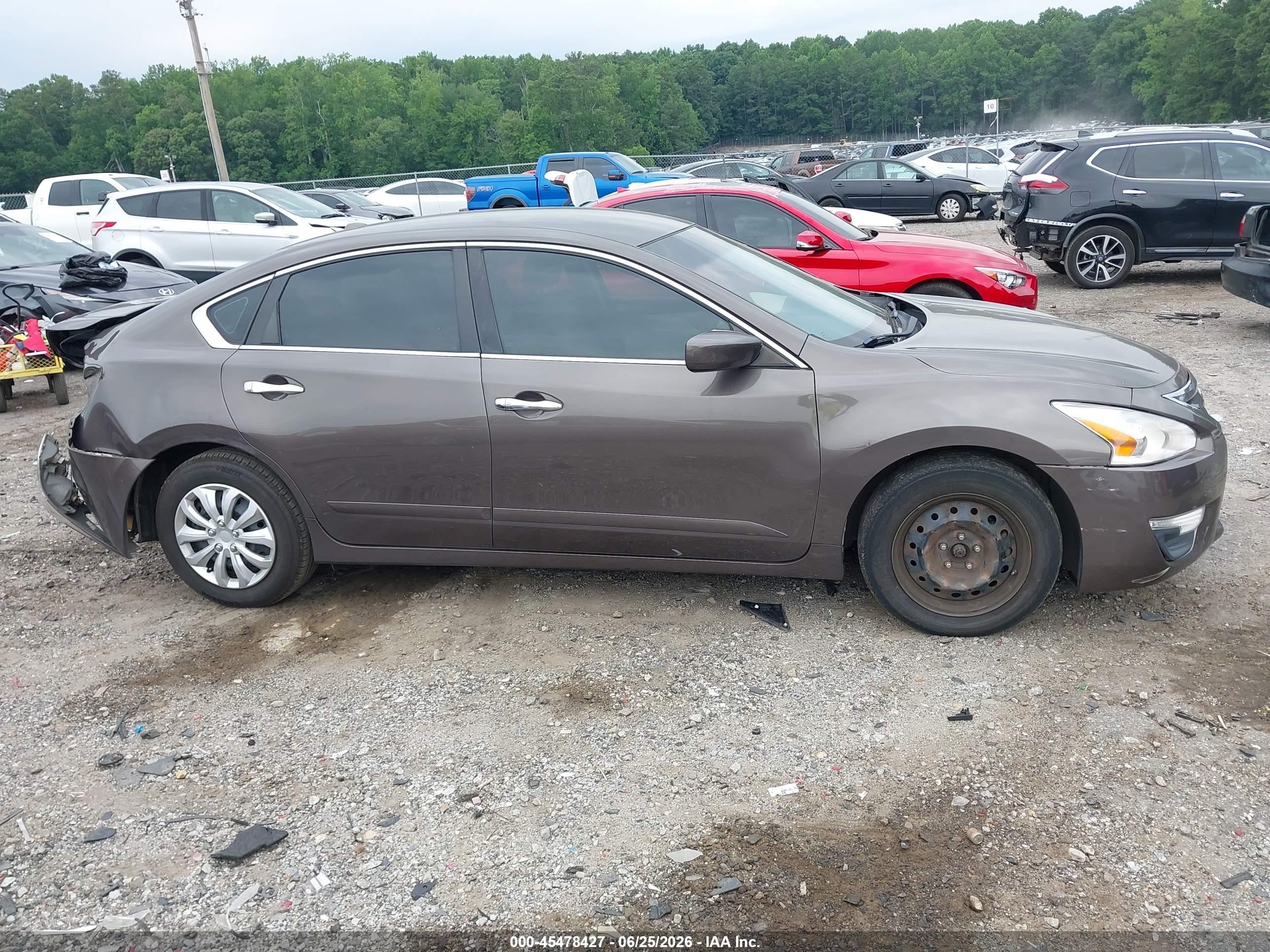 2015 Nissan Altima 2.5 S Brown vin: 1N4AL3AP8FN366718