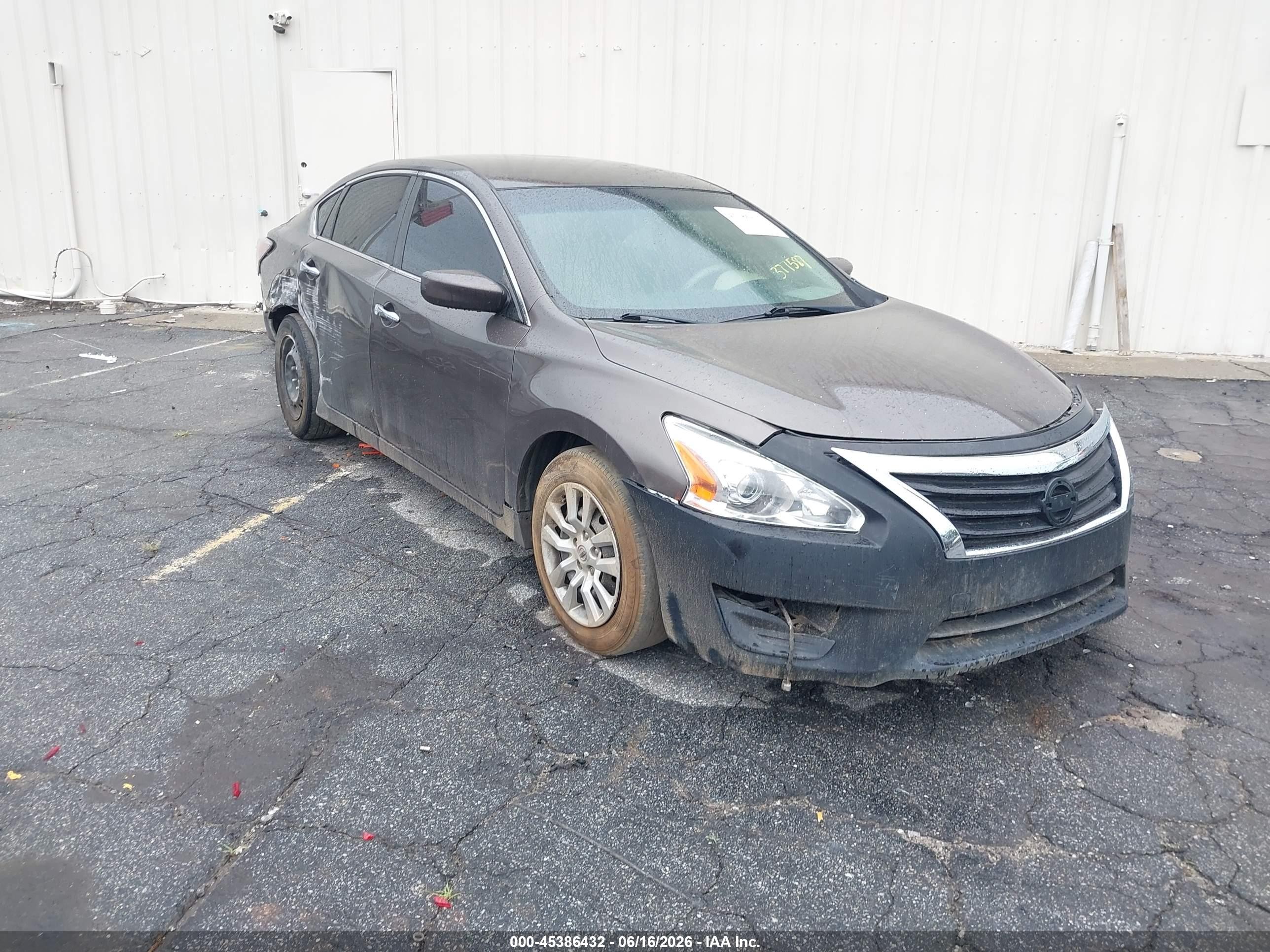 2015 Nissan Altima 2.5 S Коричневый vin: 1N4AL3AP8FN377587