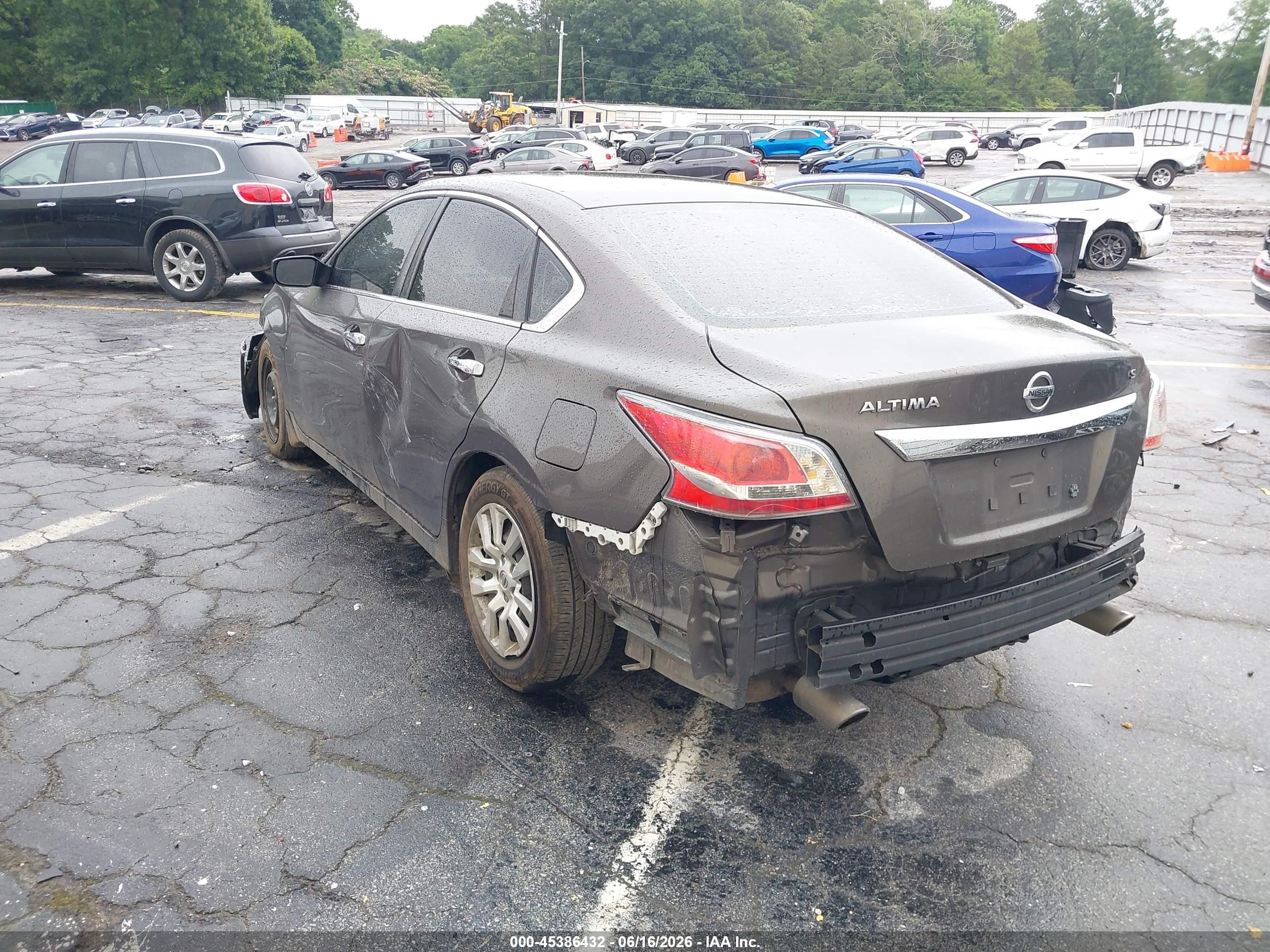 2015 Nissan Altima 2.5 S Коричневый vin: 1N4AL3AP8FN377587
