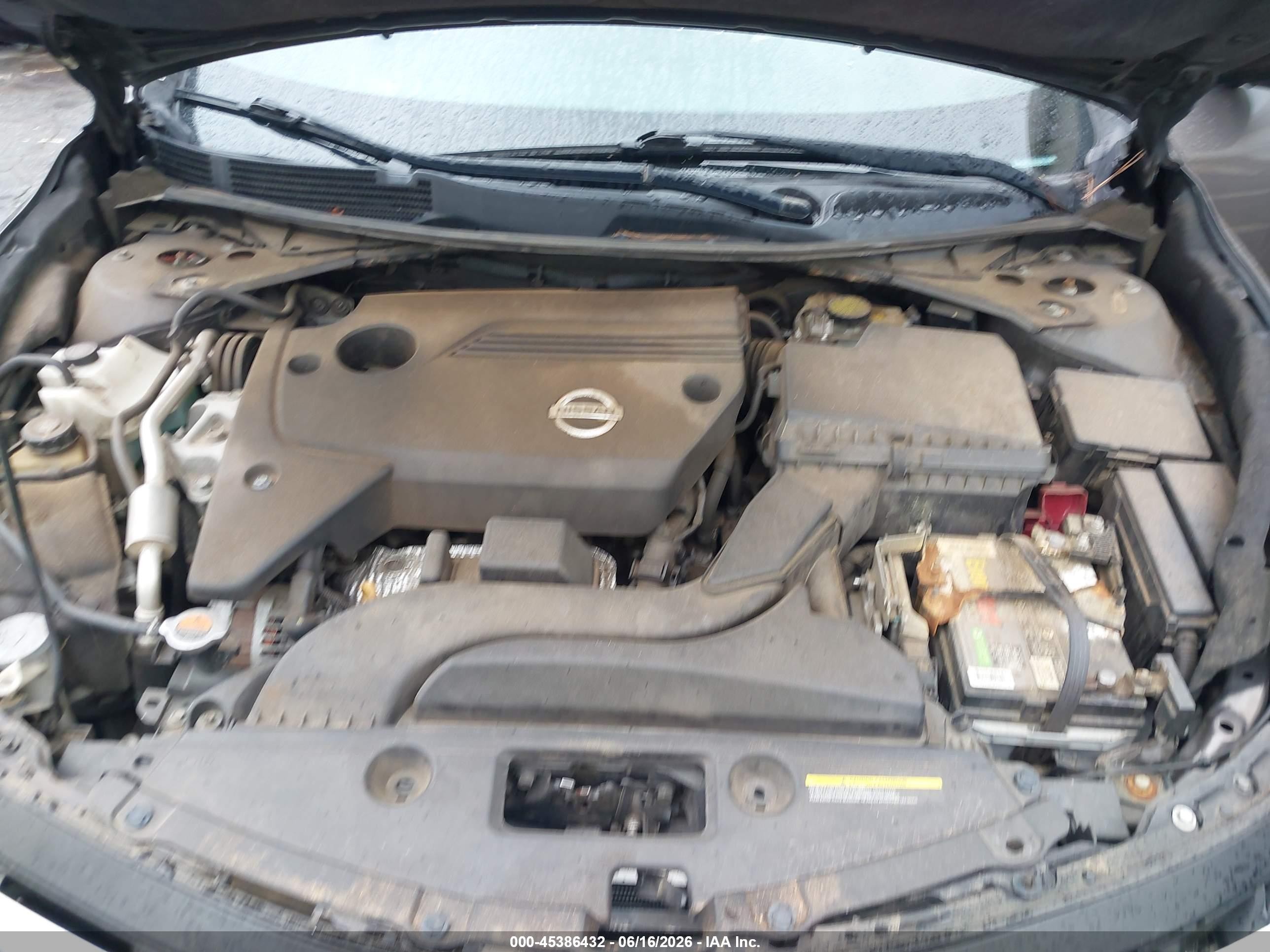 2015 Nissan Altima 2.5 S Коричневый vin: 1N4AL3AP8FN377587