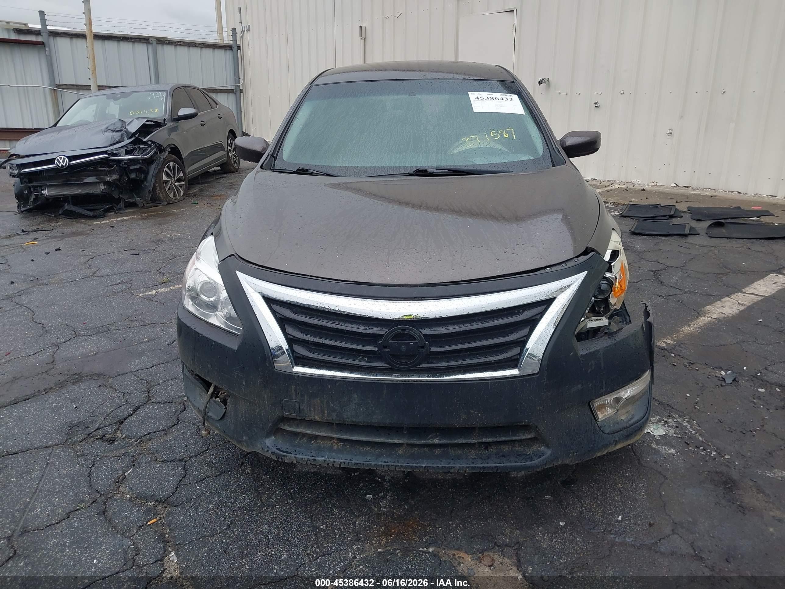 2015 Nissan Altima 2.5 S Коричневый vin: 1N4AL3AP8FN377587