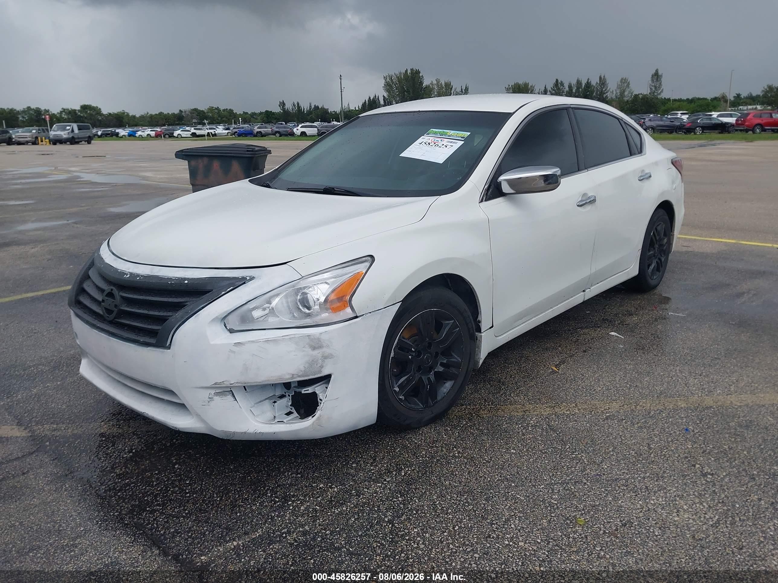 2015 Nissan Altima 2.5 S White vin: 1N4AL3AP8FN388959
