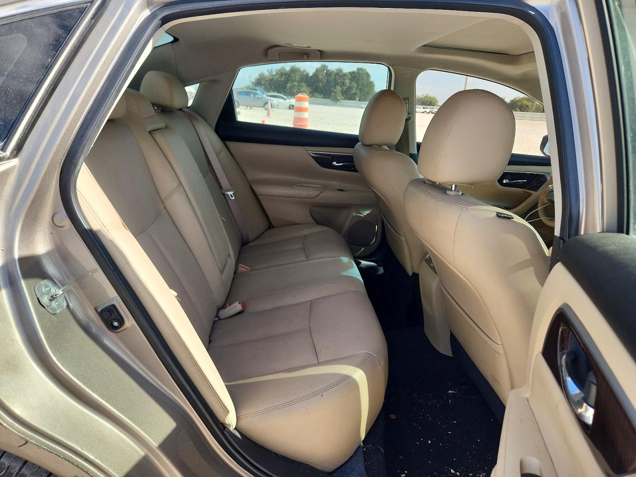 2015 Nissan Altima 2.5 Sl Tan vin: 1N4AL3AP8FN395569