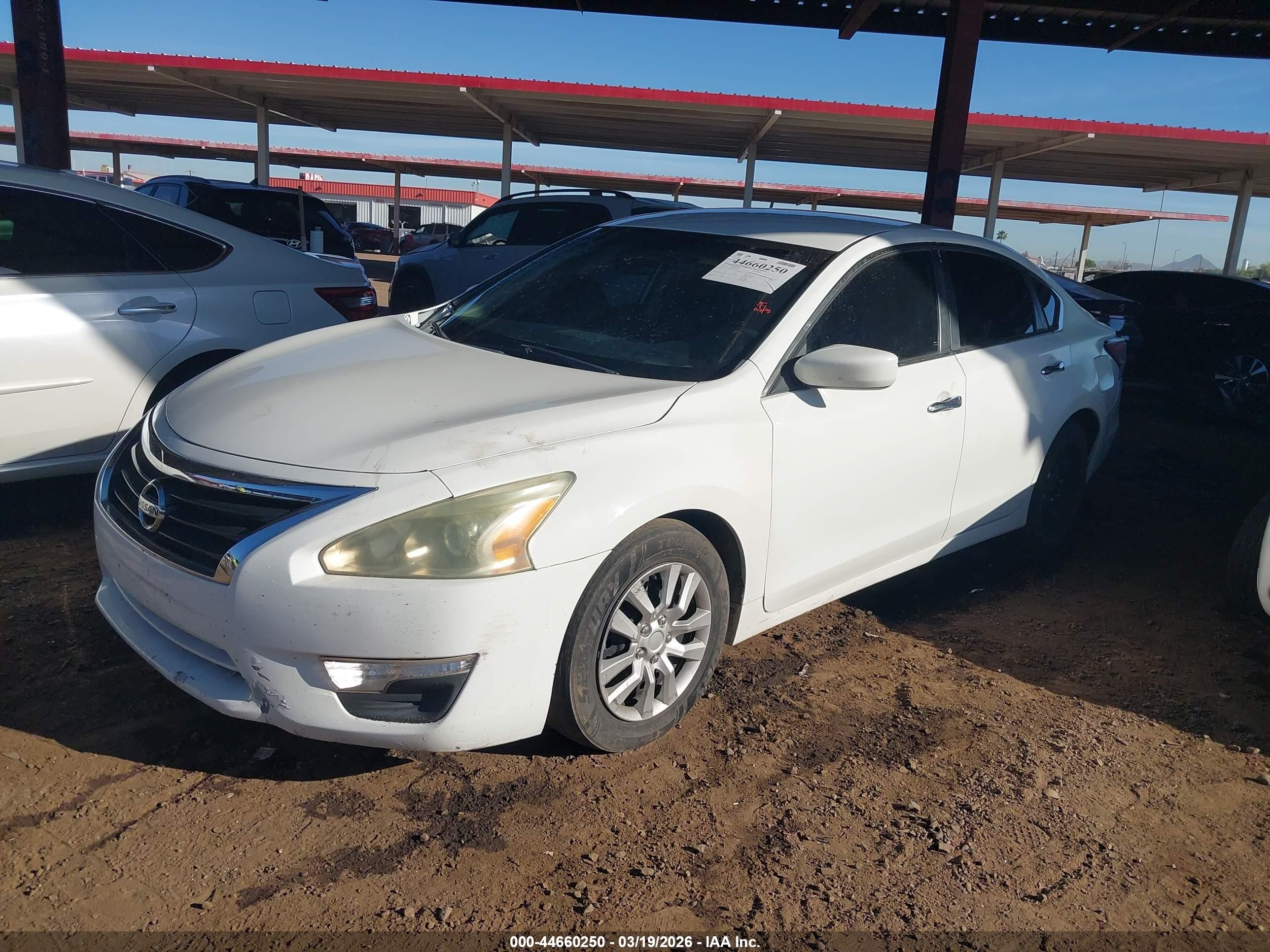 2015 Nissan Altima 2.5/2.5 S/2.5 Sl/2.5 Sv Белый vin: 1N4AL3AP8FN398455
