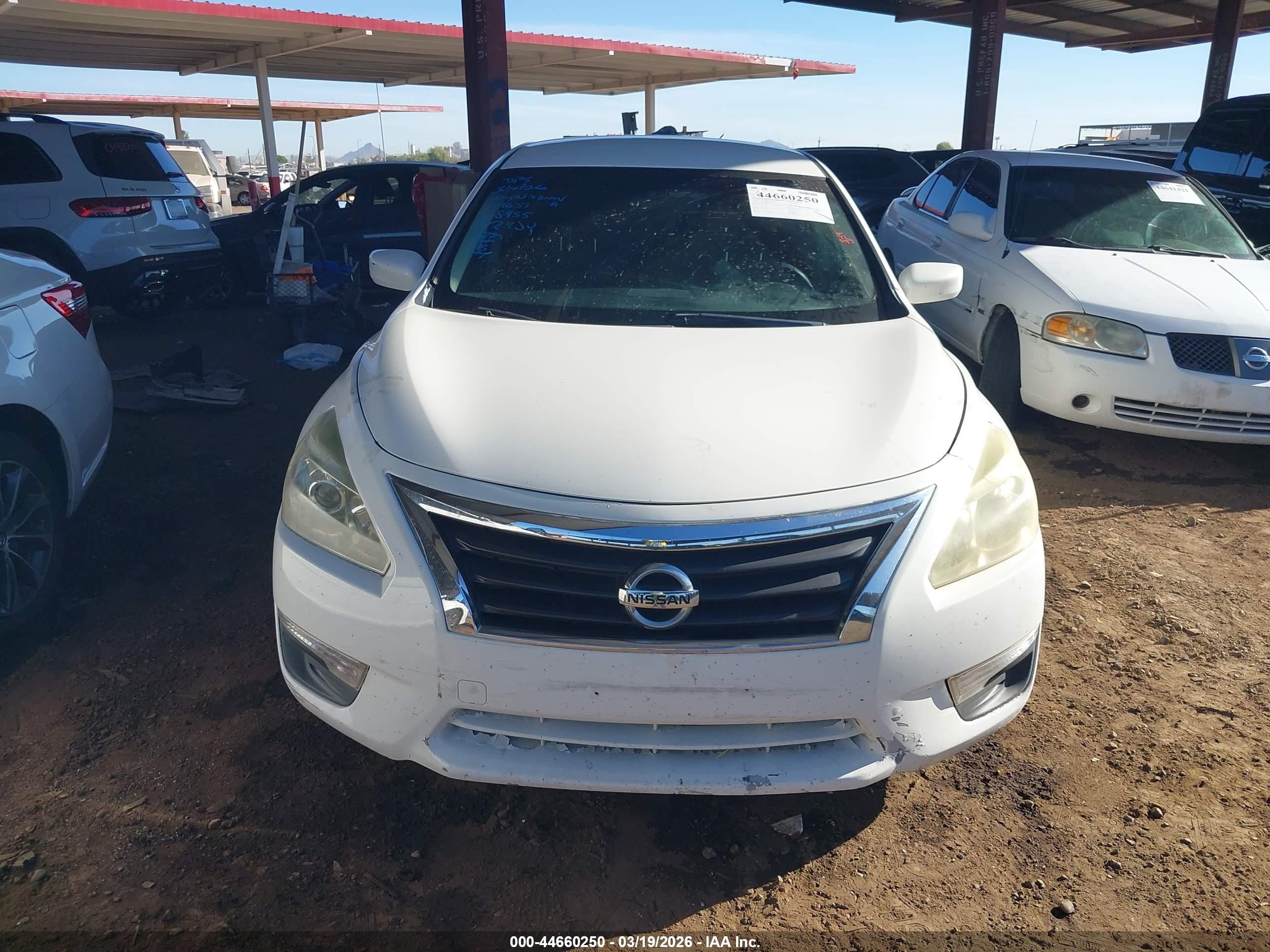 2015 Nissan Altima 2.5/2.5 S/2.5 Sl/2.5 Sv Белый vin: 1N4AL3AP8FN398455