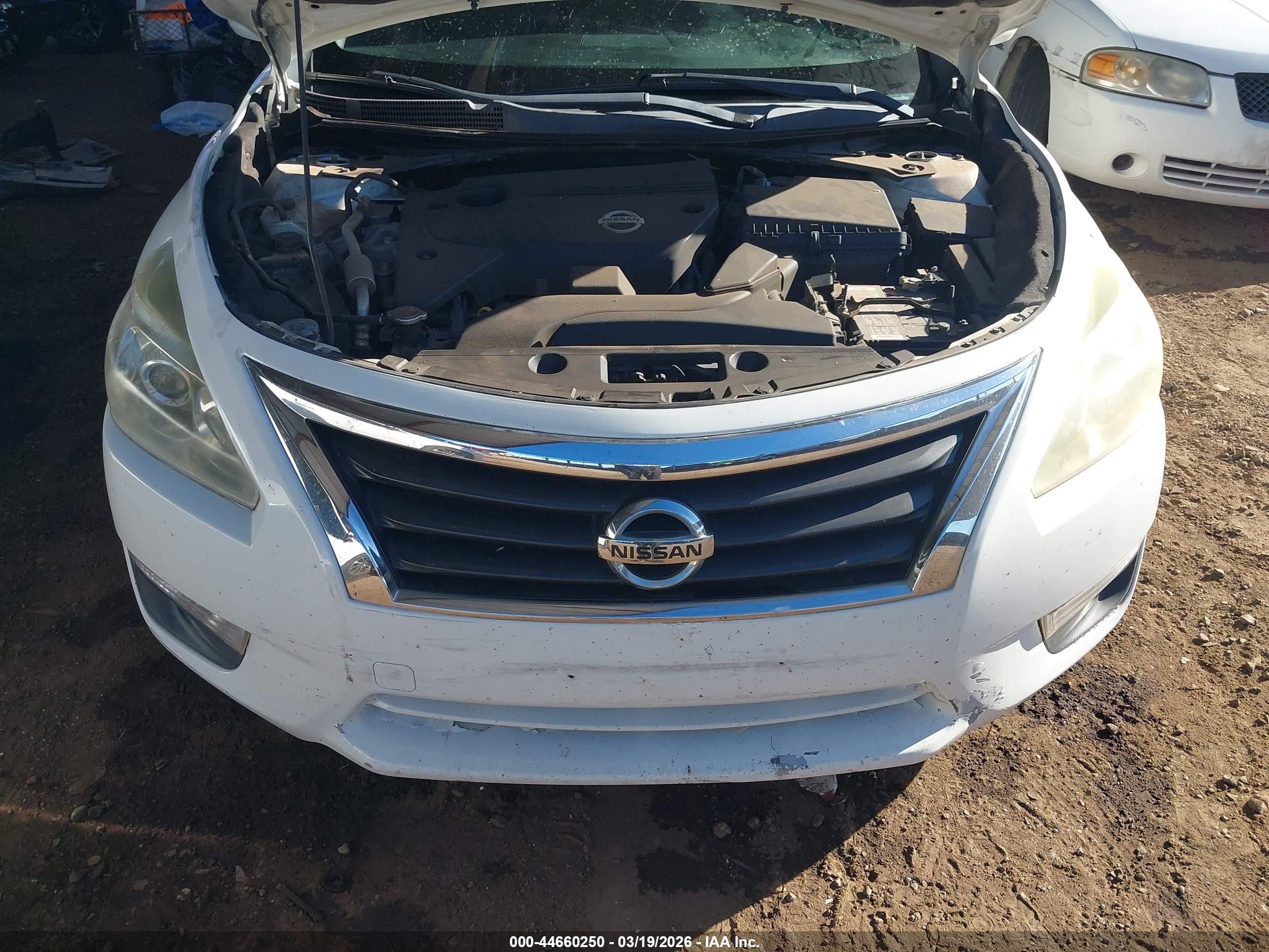 2015 Nissan Altima 2.5/2.5 S/2.5 Sl/2.5 Sv Белый vin: 1N4AL3AP8FN398455