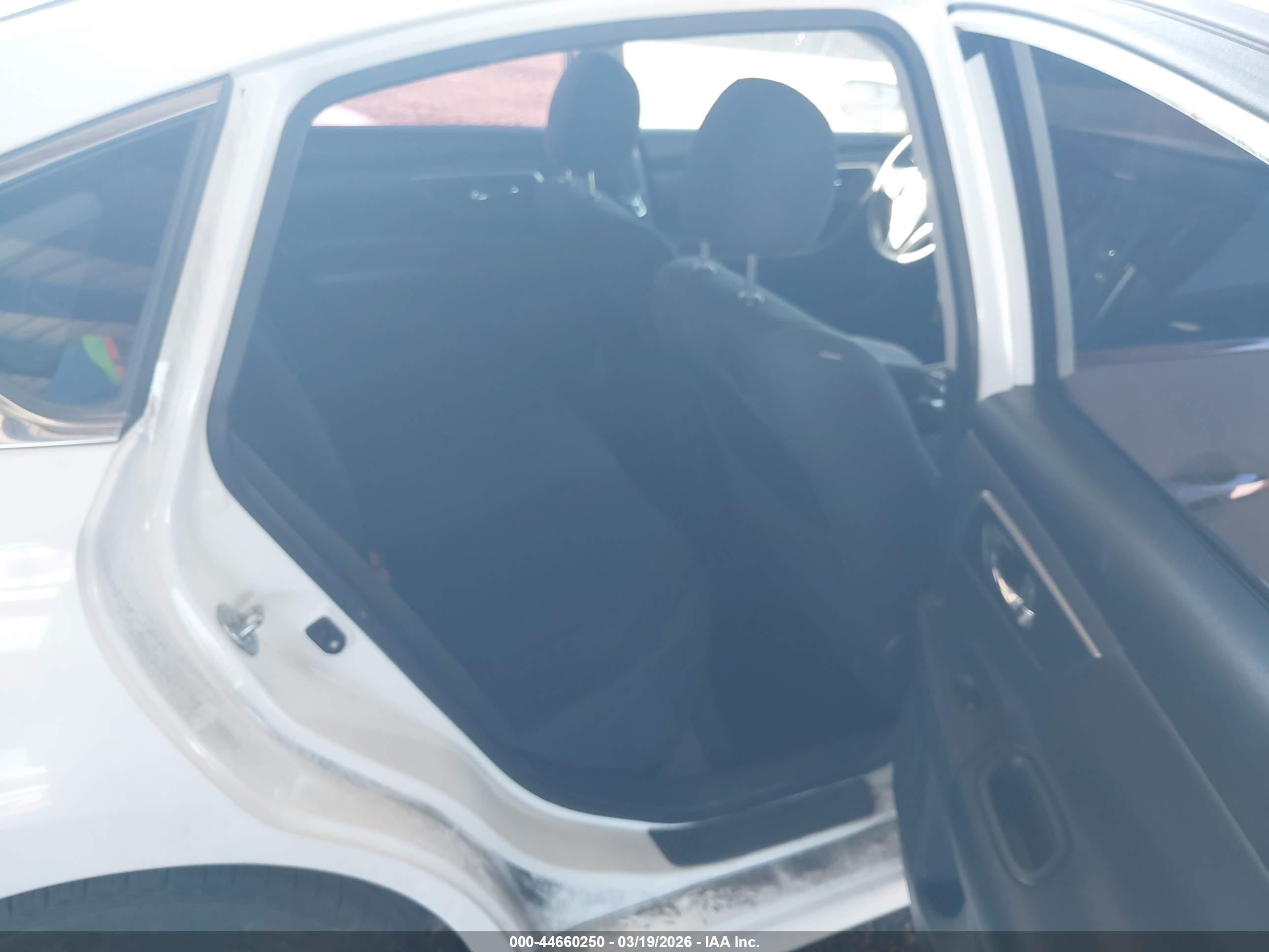 2015 Nissan Altima 2.5/2.5 S/2.5 Sl/2.5 Sv Белый vin: 1N4AL3AP8FN398455